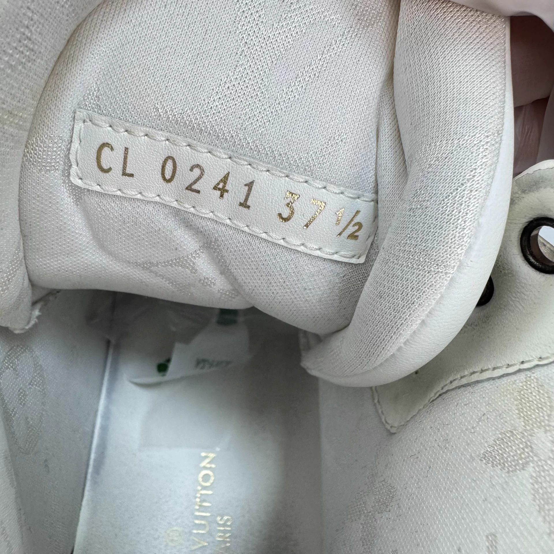 Louis Vuitton LV Monogram Embossed Lace-up Casual Sneakers EU37.5 98 New Size US 6.5 / IT 36.5 - 6 Thumbnail
