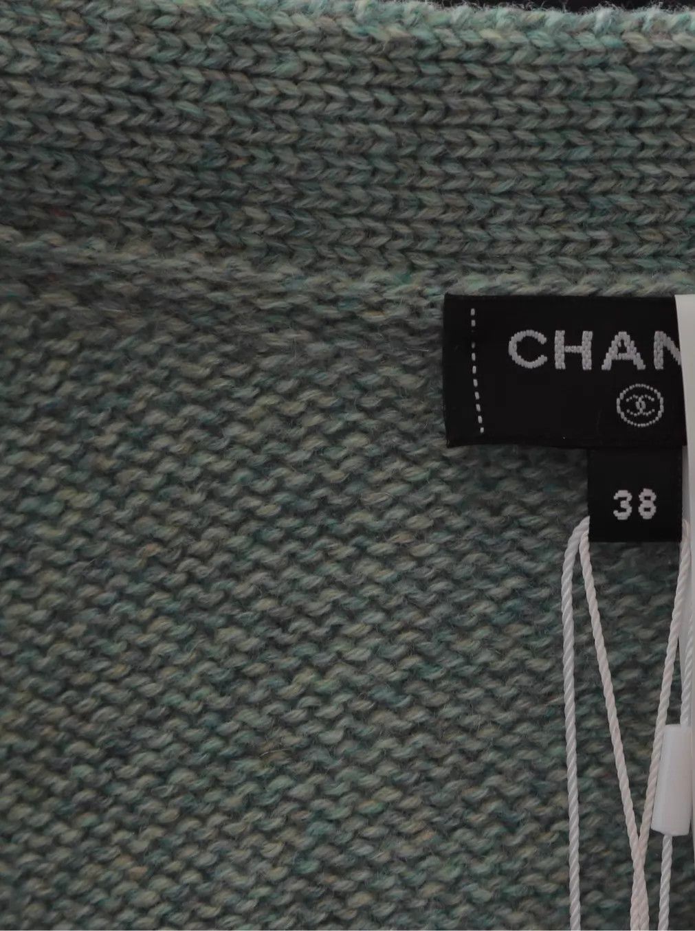 Chanel Chanel Women's Knit Vest F38 Size S / US 4 / IT 40 - 2 Thumbnail