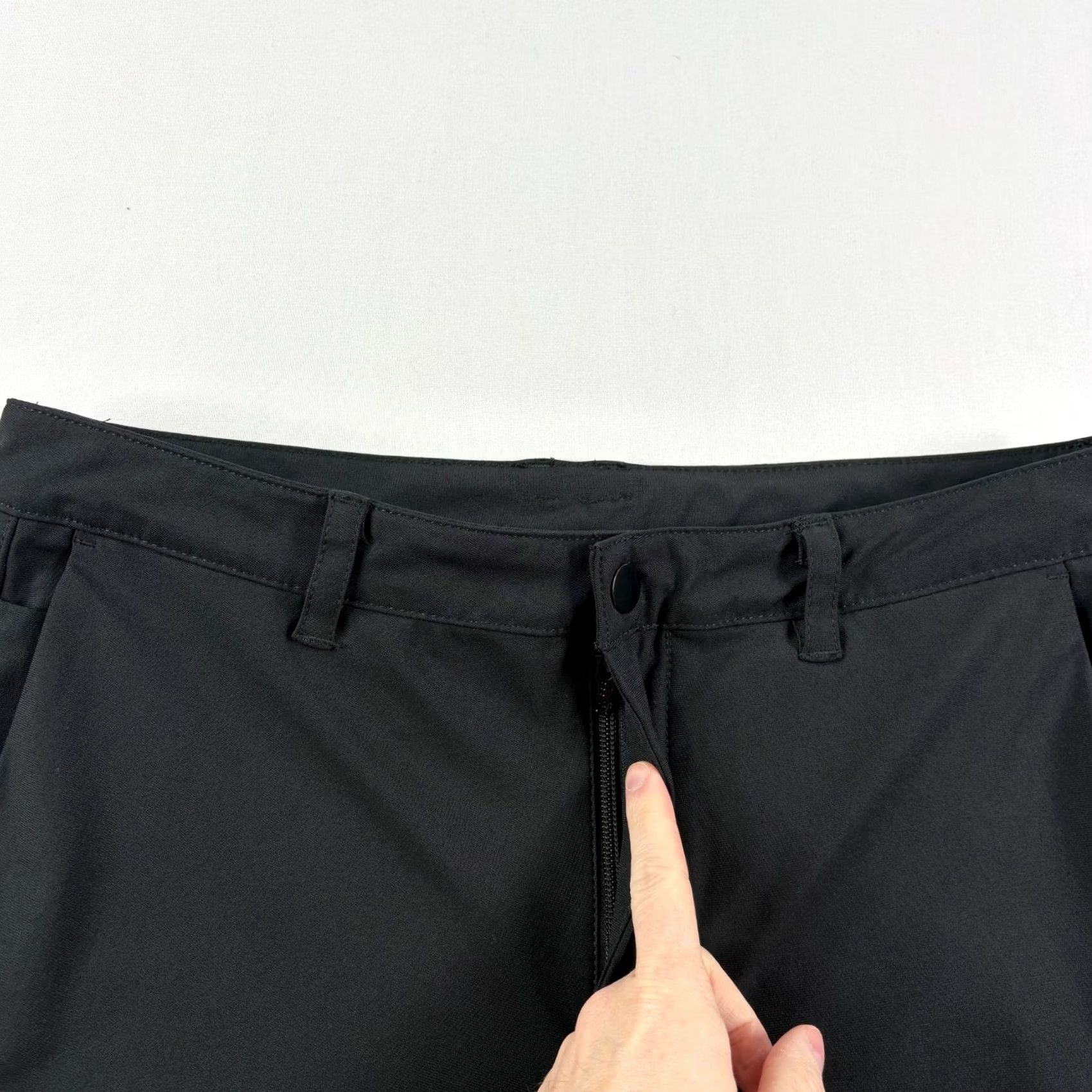 Cuts Cuts Chino Pants Slim Straight 32x31 Black 5 Pocket Stretch Polyester Mens Regular Inseam 31 Front Flat Logo Casual Size US 32 / EU 48 - 2 Thumbnail
