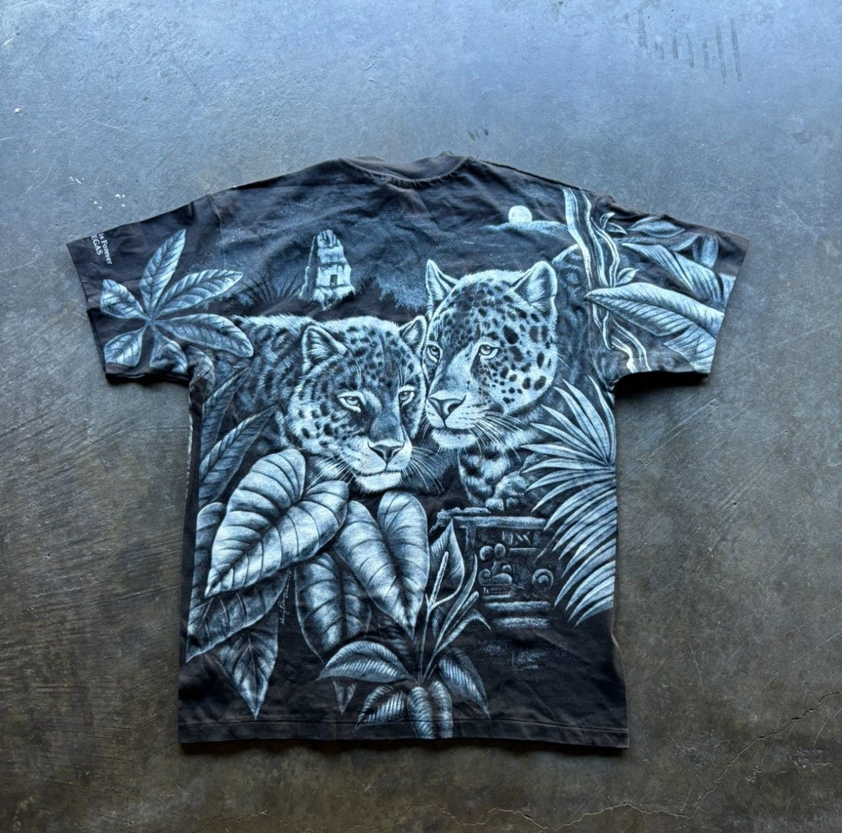 Other Vintage Animal Overprint 1993 Single Stitched Shirt Size US L / EU 52-54 / 3 - 2 Thumbnail