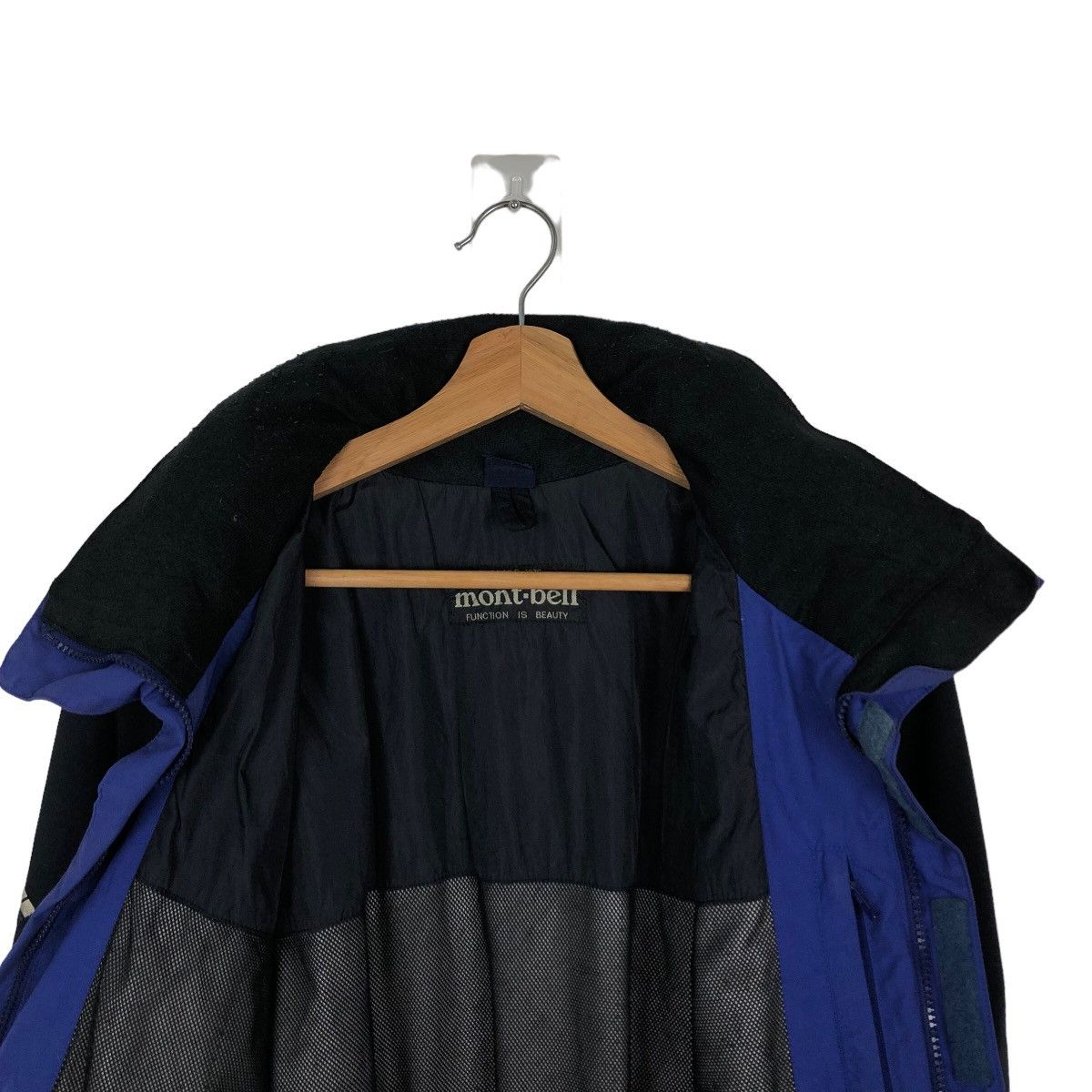 Goretex VINTAGE SURVIVAL JACKET MONT-BELL GORE-TEX WATERPROOF Size US M / EU 48-50 / 2 - 10 Thumbnail