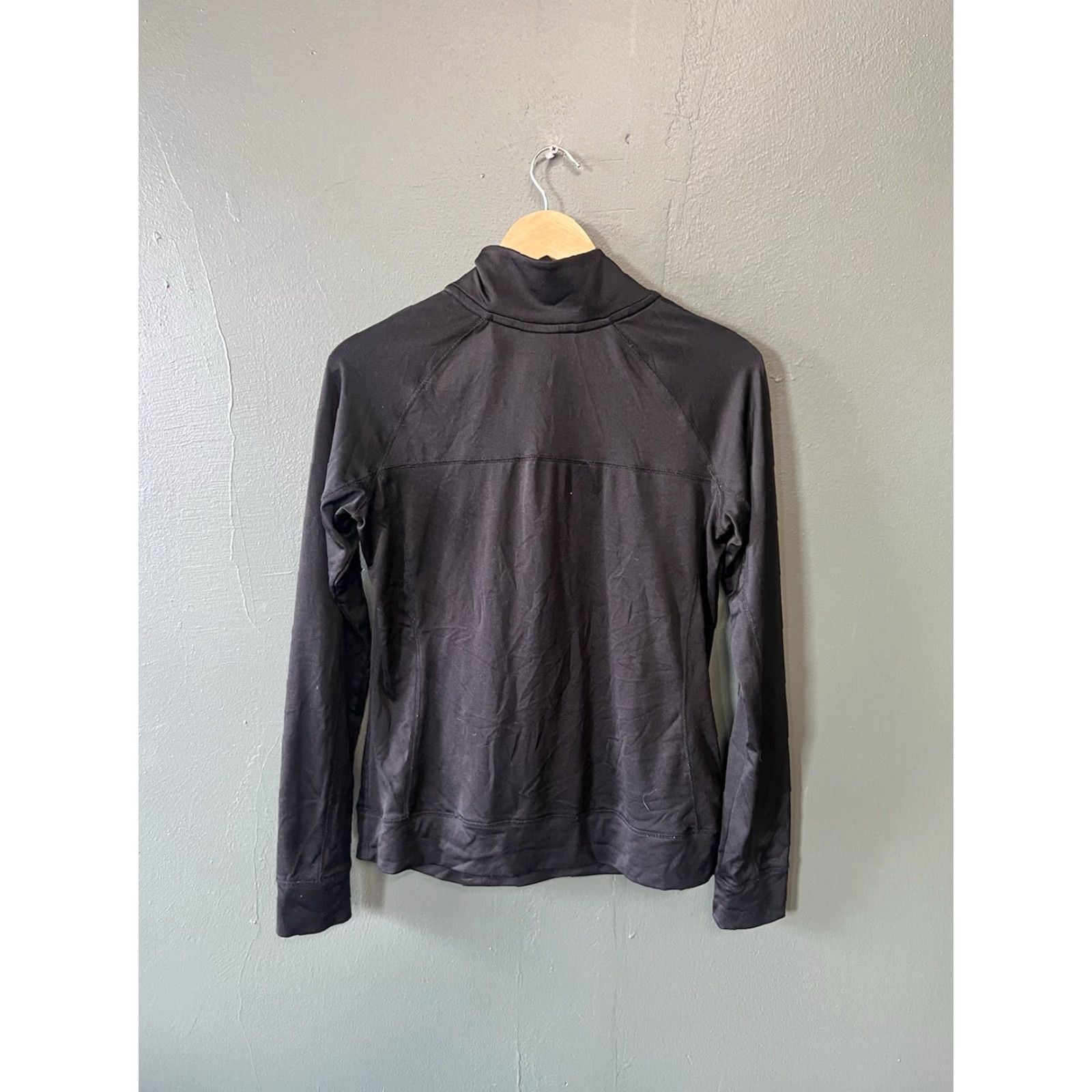 Victoria's Secret Victoria's Secret Pink Ultimate Womens Black 1/4 Zip Mock Neck Athletic Sweater M Size M / US 6-8 / IT 42-44 - 2 Thumbnail