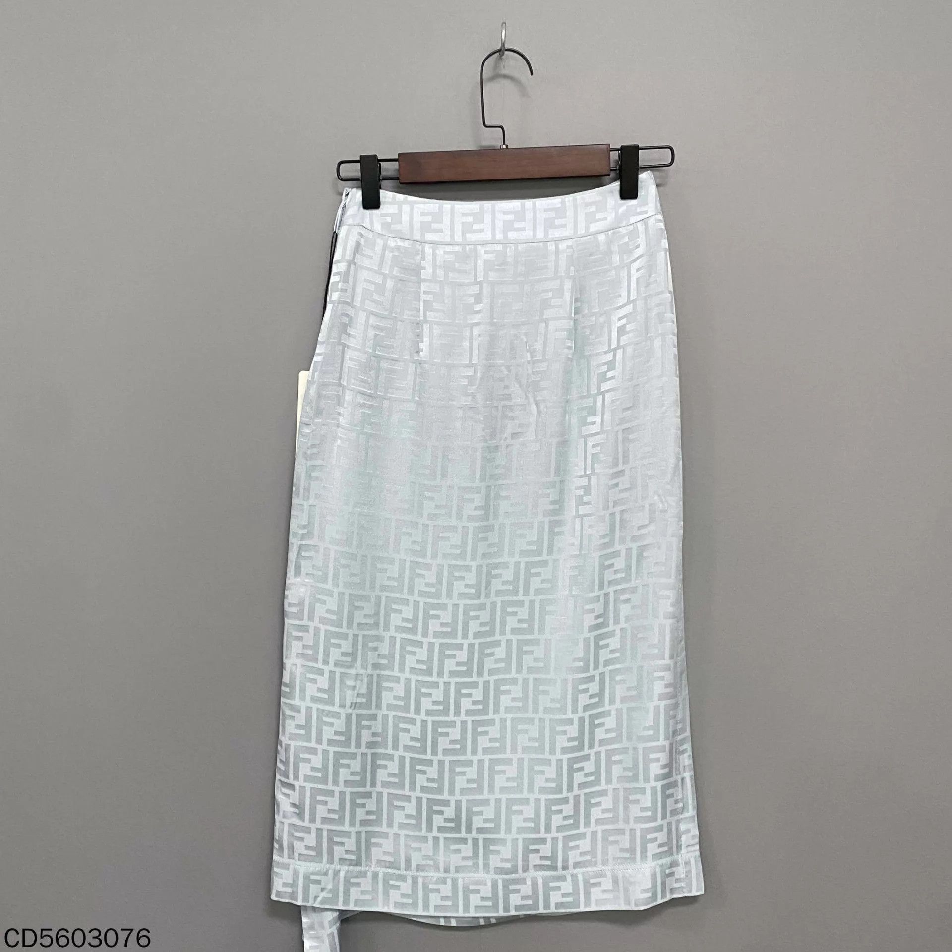 Fendi FENDI Light Blue Silk All-Over Print Skirt 36 Size XS / US 0-2 / IT 36-38 - 2 Thumbnail