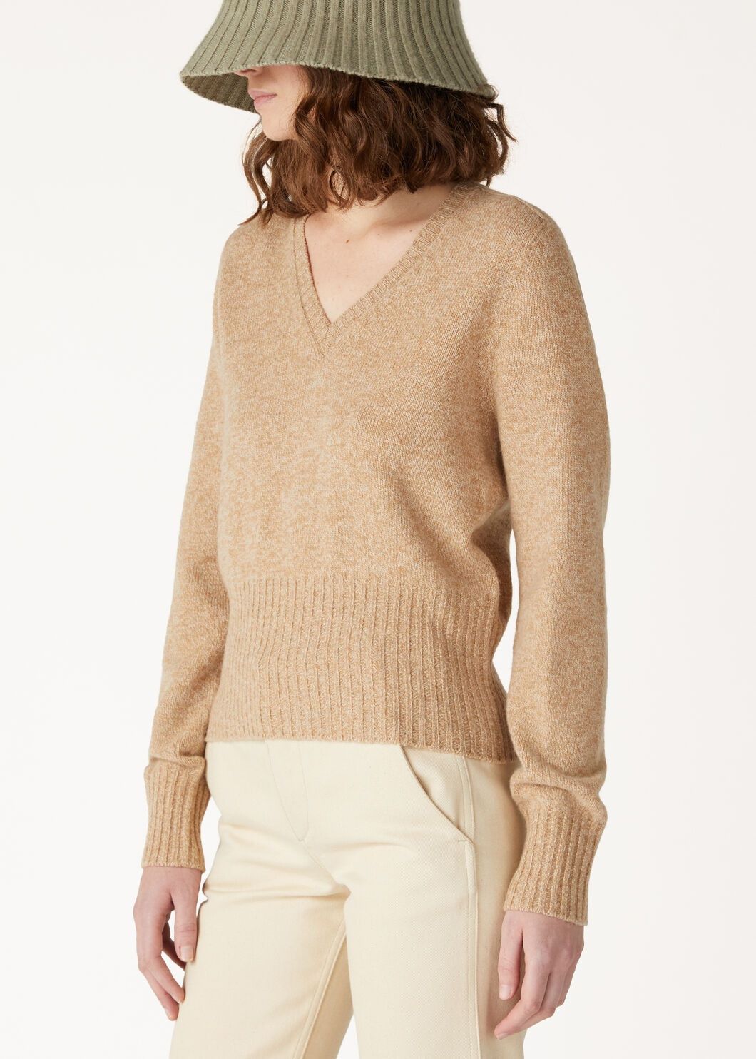 Loro Piana o1w1db10825 FAO6208 Mastallone V-neck Sweater in Camel Size S / US 4 / IT 40 - 4 Thumbnail