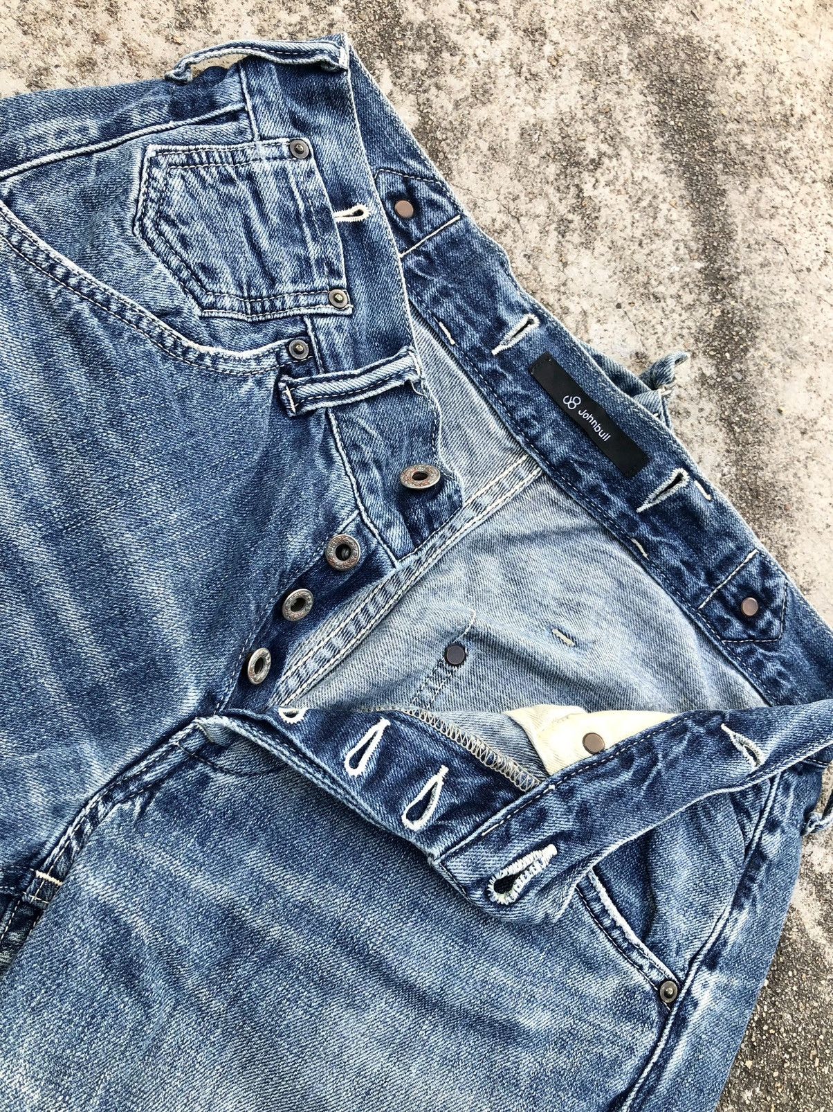 Johnbull SELVEDGE BUCKLE BACK DISTRESSED DENIM Size US 30 / EU 46 - 4 Thumbnail