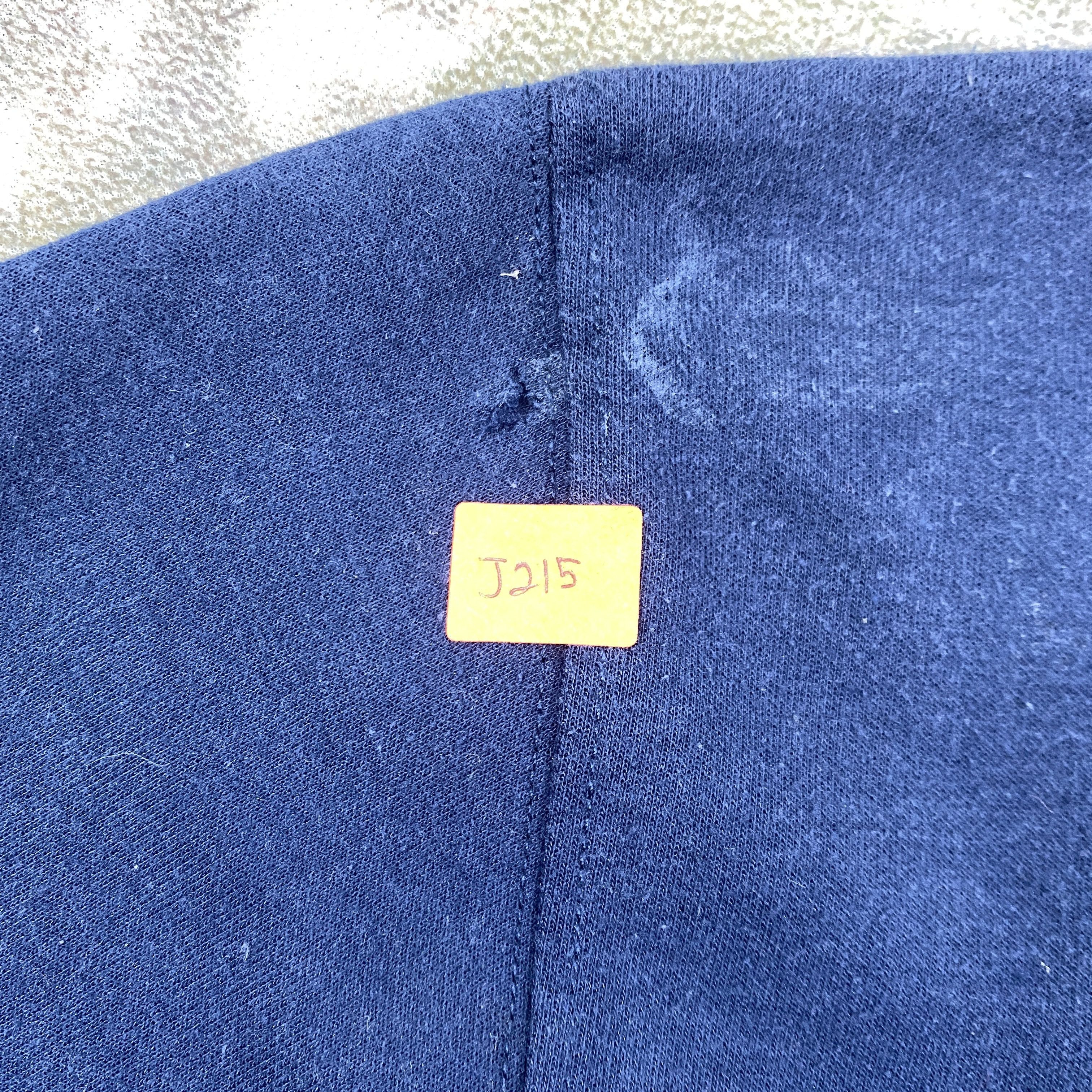 Japanese Brand Vintage Fila Big Logo Sweatshirt Large Size - J215 Size US L / EU 52-54 / 3 - 7 Thumbnail