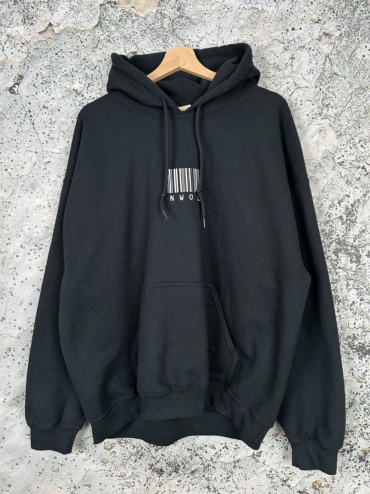 Vintage Vintage Hoodie Boxy Fit Embroidered Logo 90s Y2K Skate Rock Size US XL / EU 56 / 4 - 1 Thumbnail