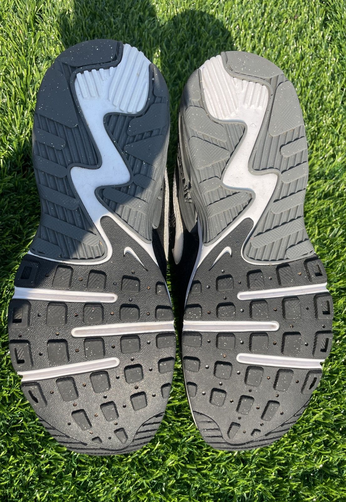 Nike Nike Air Max Excee (Black/White) Size US 6 / IT 36 - 4 Thumbnail