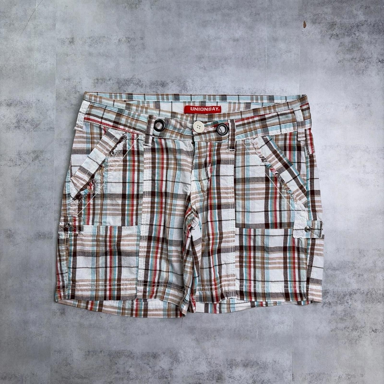 UNIONBAY Y2K Plaid Union Bay Grunge Mini Cargo Skater Shorts Size 31" - 1 Thumbnail