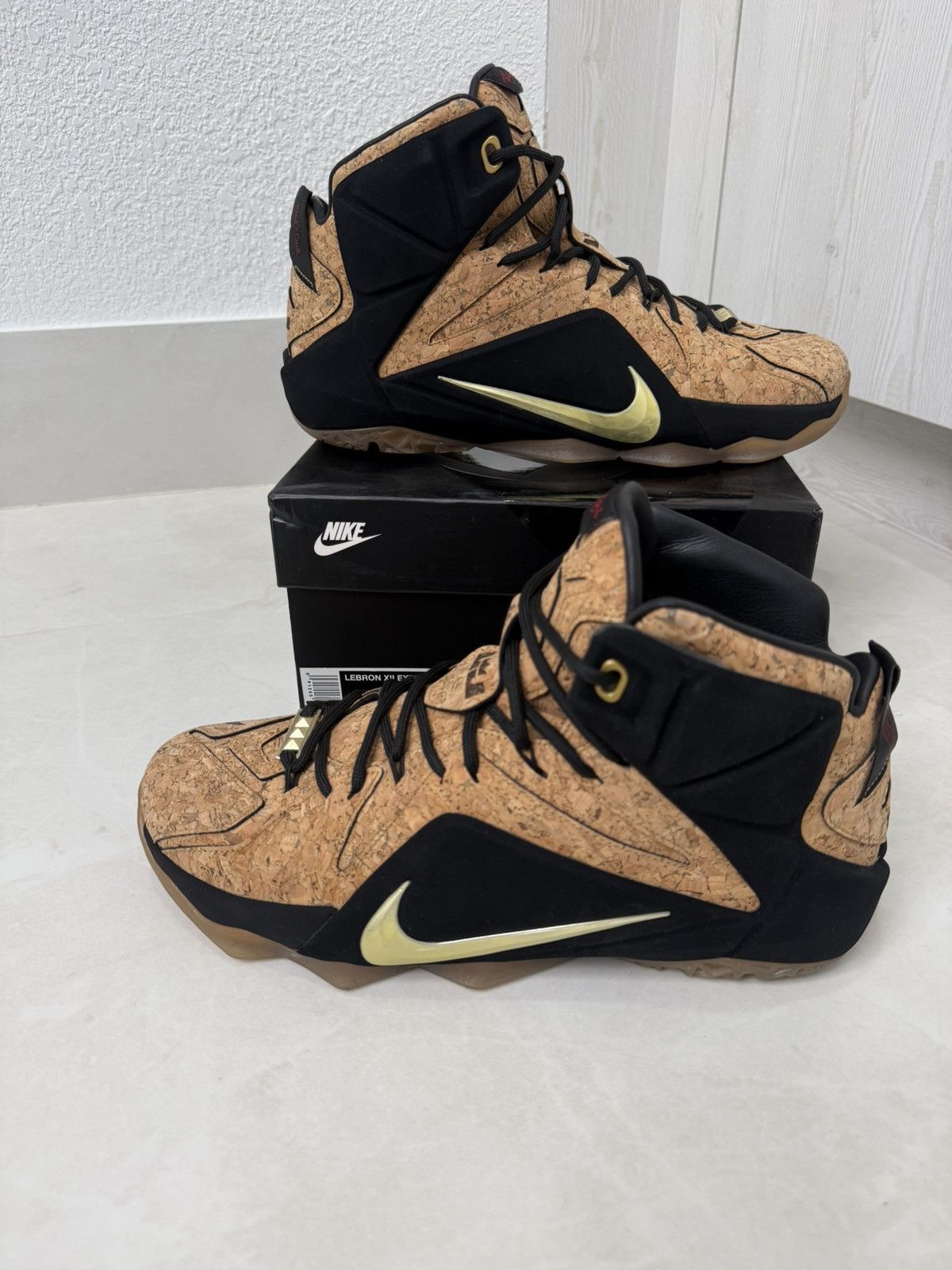 Nike Nike LeBron 12 EXT "Cork" Size 11 Used Size US 11 / EU 44 - 2 Thumbnail