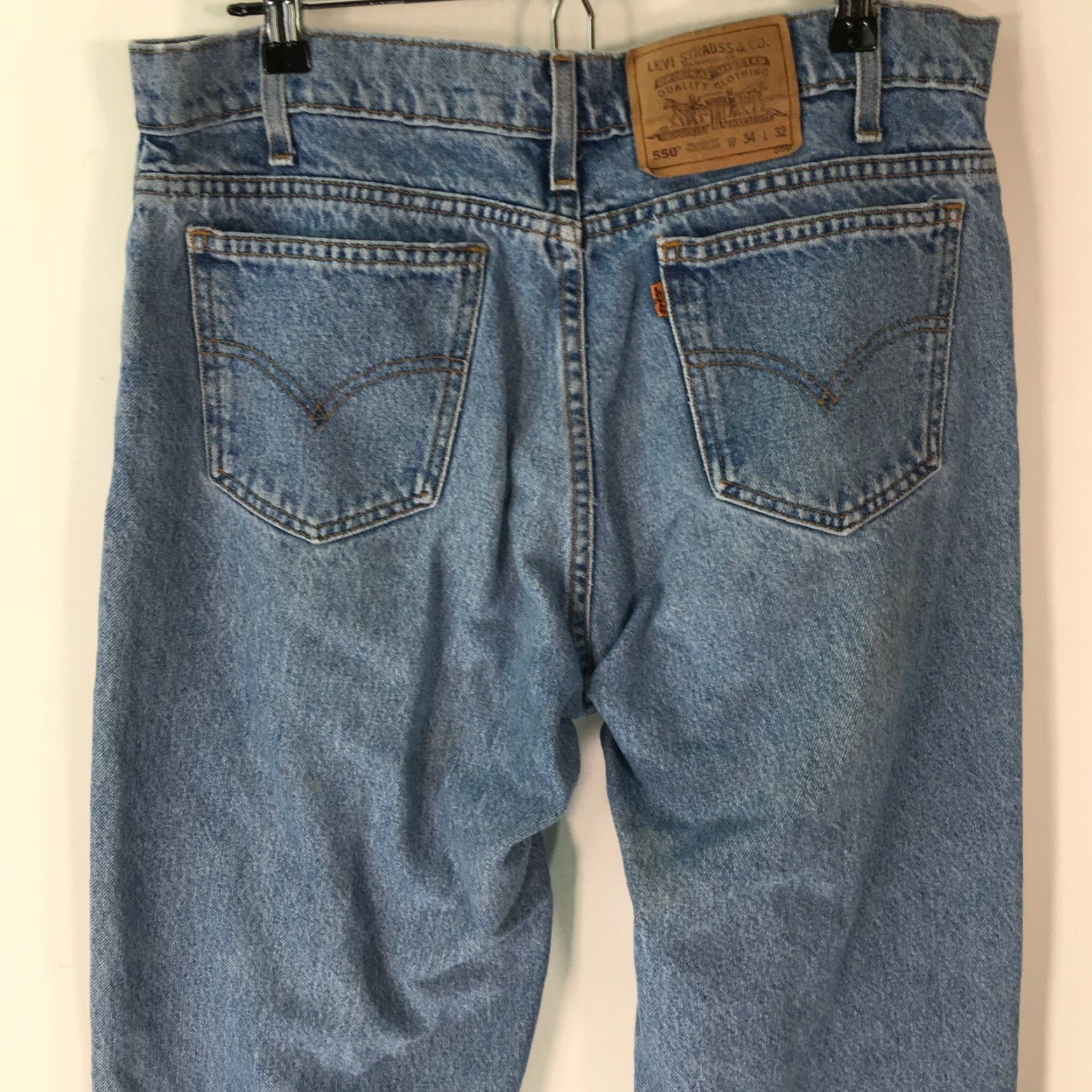 Levi's VINTAGE Levi's Jeans Tapered Leg Relaxed Fit Blue Denim Size 34X32 Men's 90s Retro Size US 34 / EU 50 - 4 Thumbnail