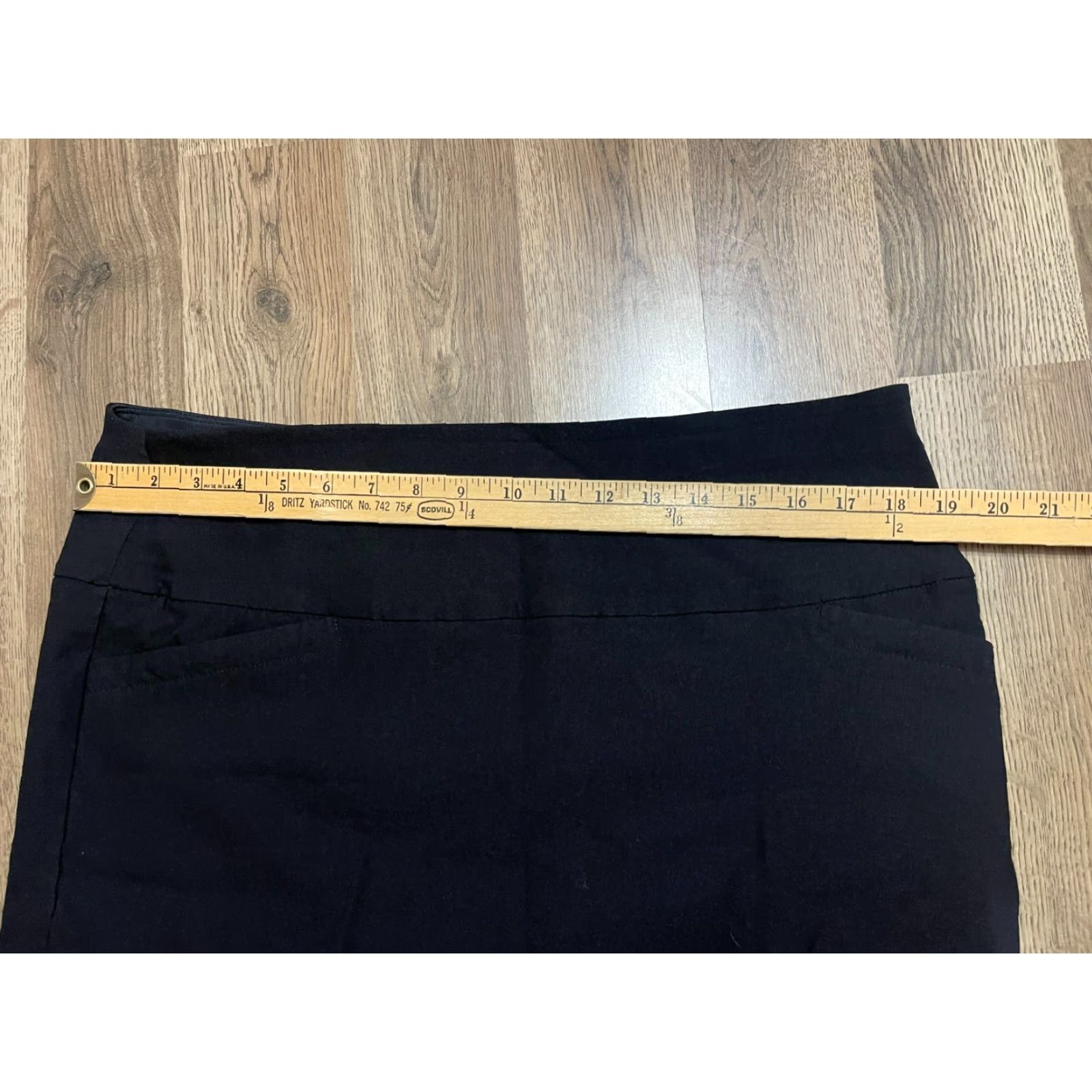 Vintage S.C & CO. Skirt Women's XL Black Built in Short Pull On Mini Casual Modern Short Womens XL Black Skirt 90s? Size 40" / US 18 - 5 Thumbnail