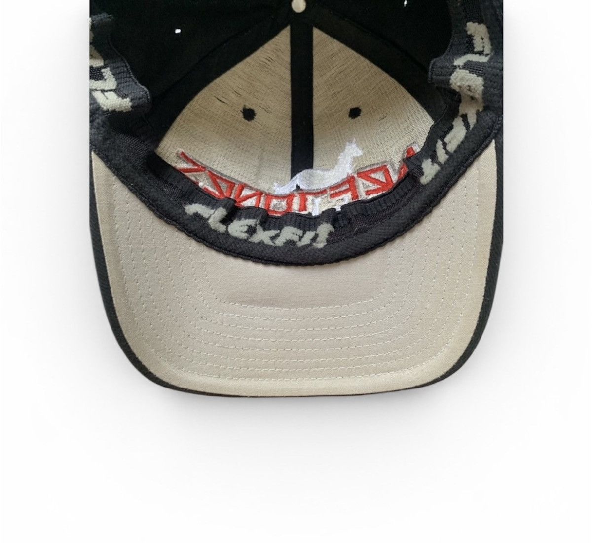 Band Tees Real Y2K Deftones white pony fitted hats Size ONE SIZE - 4 Thumbnail
