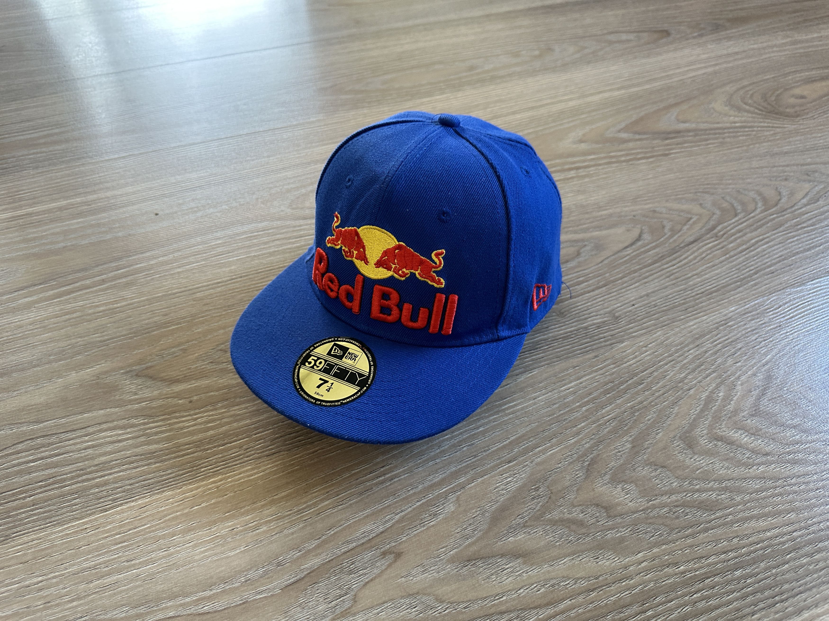 New Era × Red Bull Rare Vintage New Era Red Bull Big Logo Snapback Size ONE SIZE - 1 Thumbnail