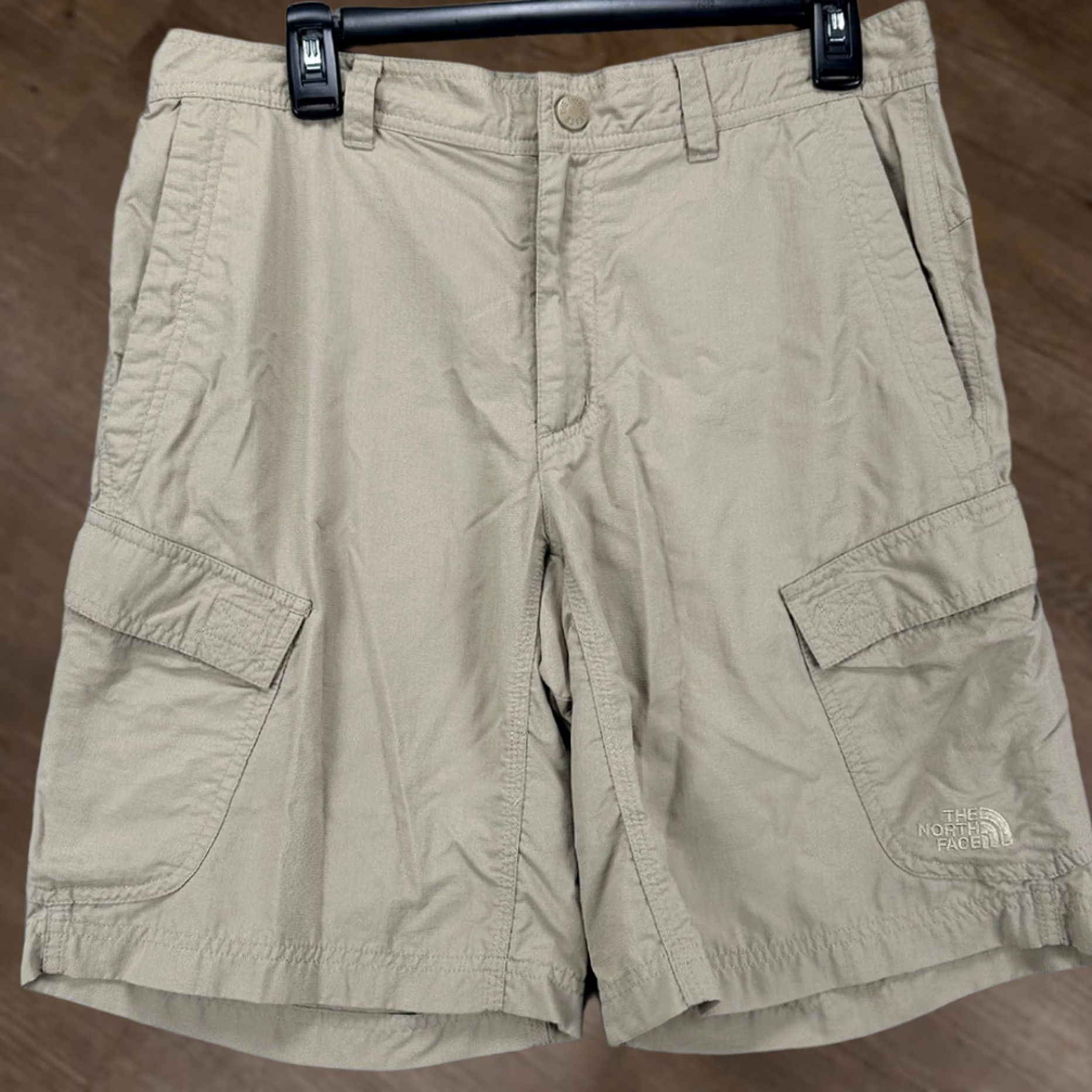 The North Face The North Face Shorts Mens 32 Beige Cargo Hiking Tan Nylon Flat Front Outdoor Size US 32 / EU 48 - 1 Thumbnail