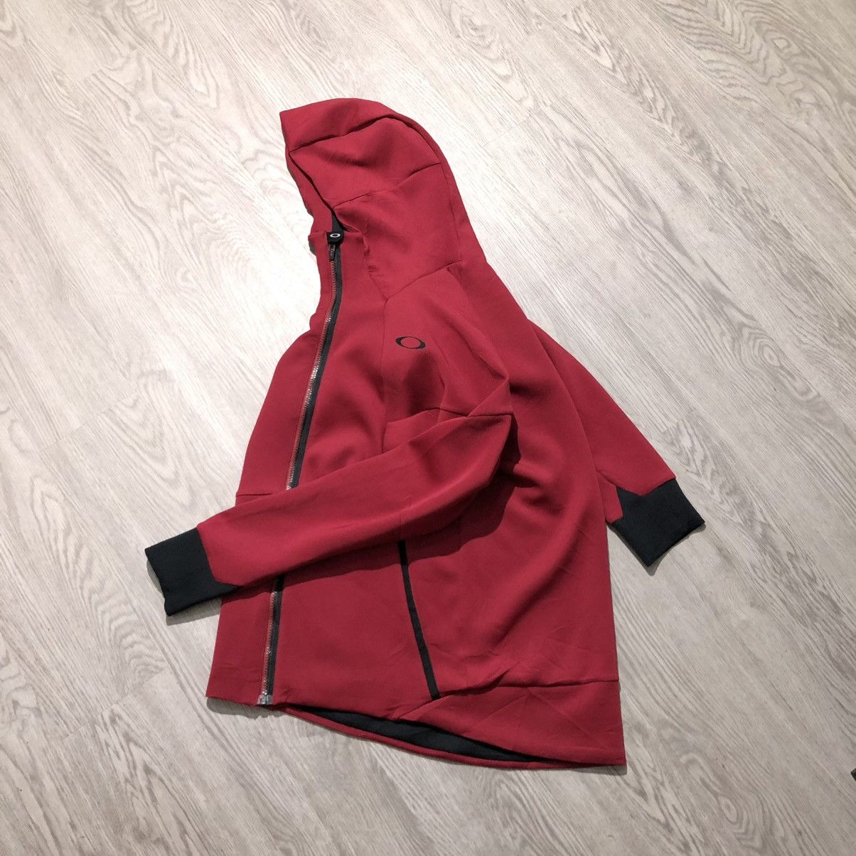Oakley 2000s Oakley Logo Outdoor Tech Softshell Jacket Ziphoodie Size US L / EU 52-54 / 3 - 1 Thumbnail
