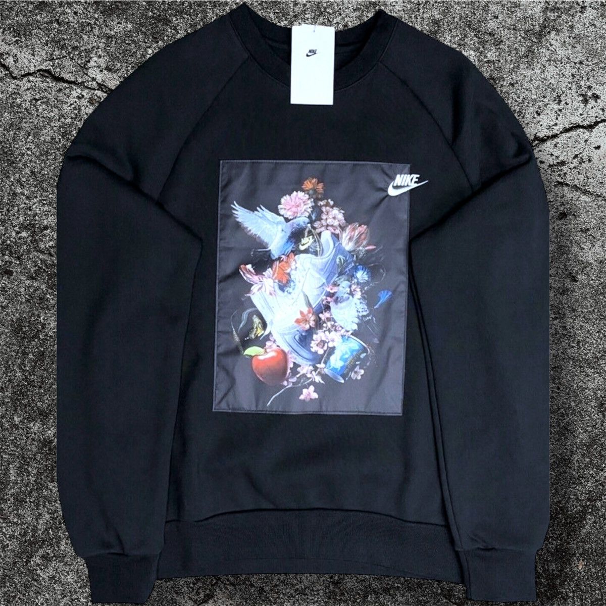 Nike •RARE• Nike Black AF1 Pigeon Graphic Crewneck Sweatshirt•XXL Size US XXL / EU 58 / 5 - 1 Thumbnail