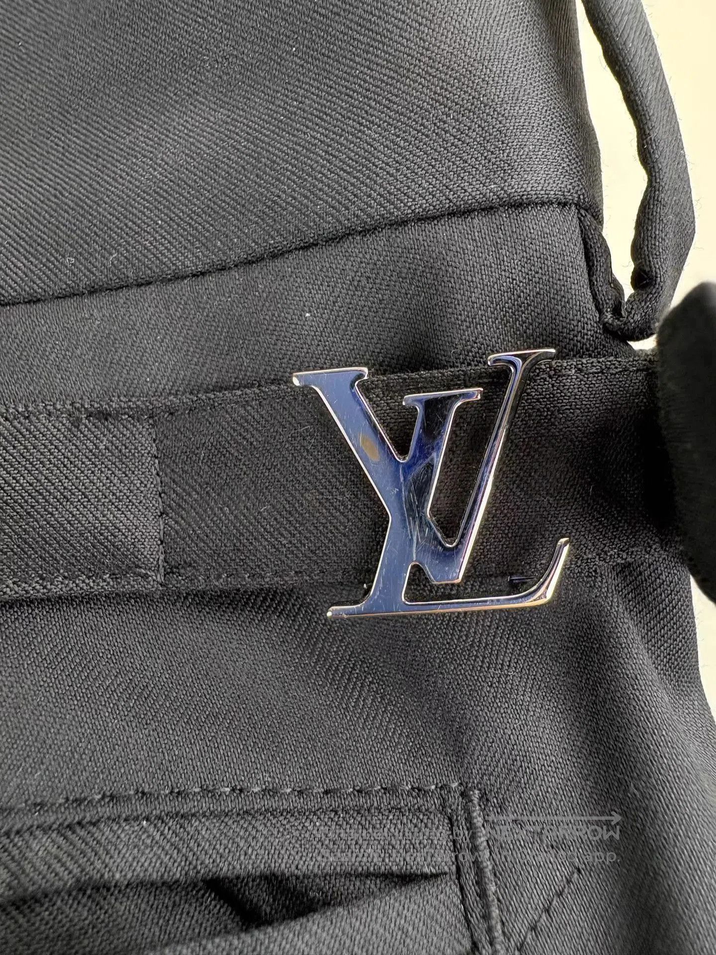 Louis Vuitton Black Tailored Pants Size 32. Size US 32 / EU 48 - 3 Thumbnail