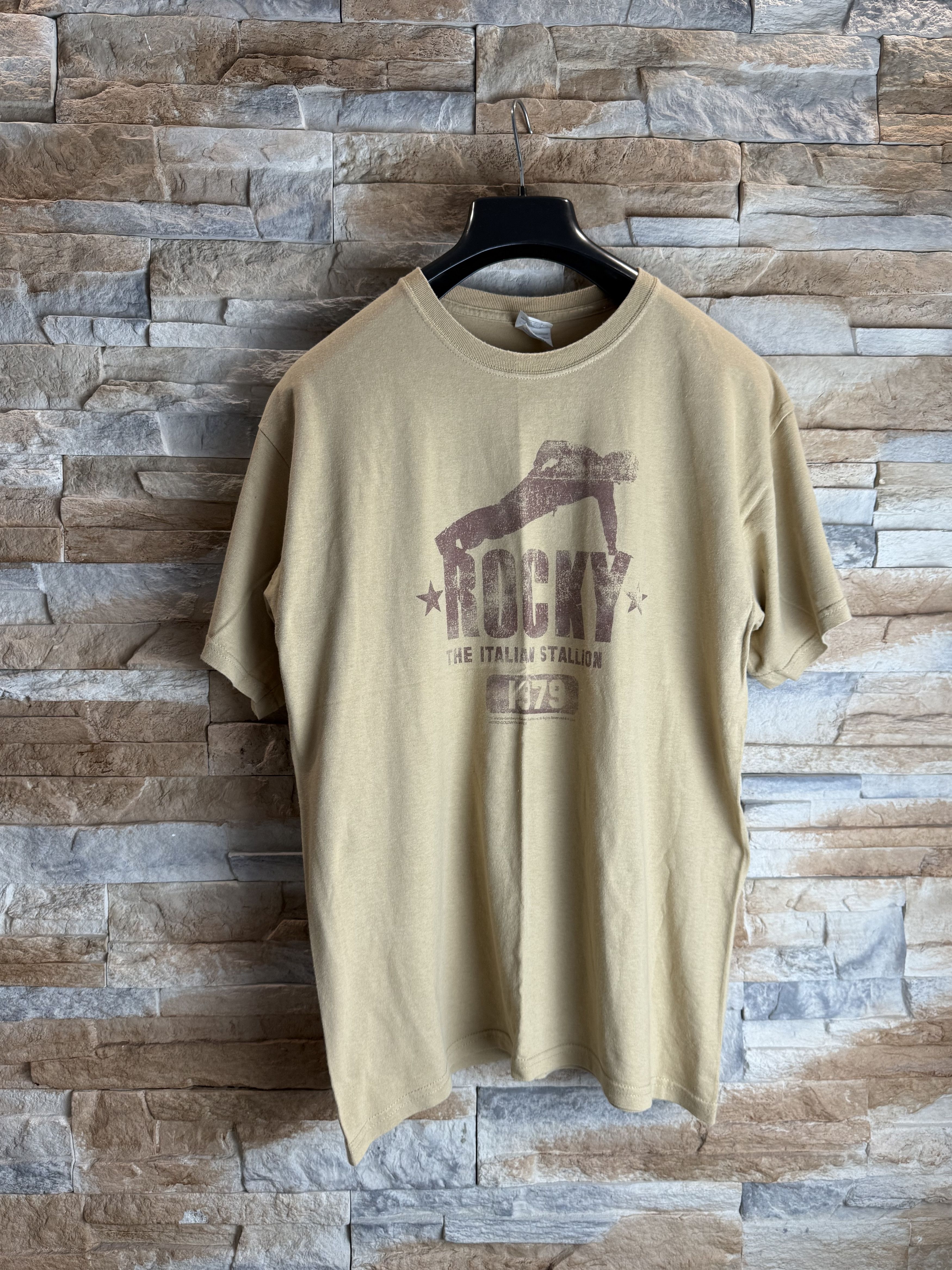 Vintage Vintage 2006 Rocky The Italian Stallion Big Logo Tee Size US L / EU 52-54 / 3 - 3 Thumbnail