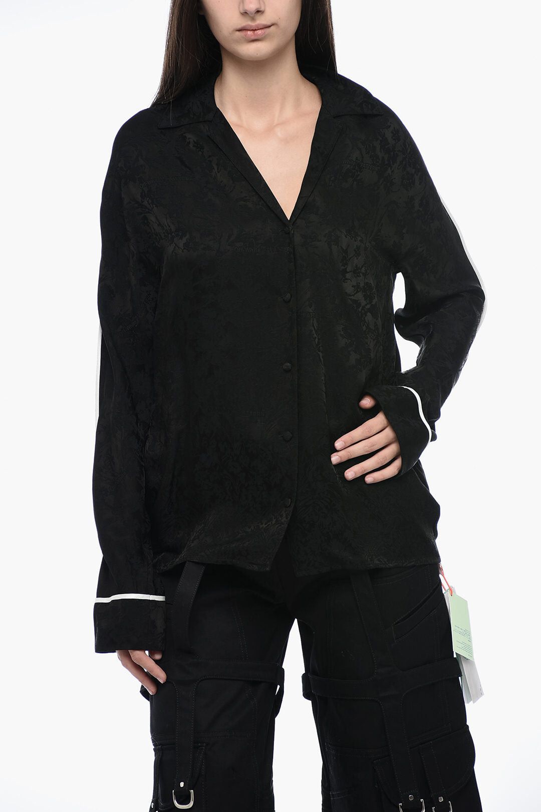SEASONAL Brocade Blouse With Contrast Piping