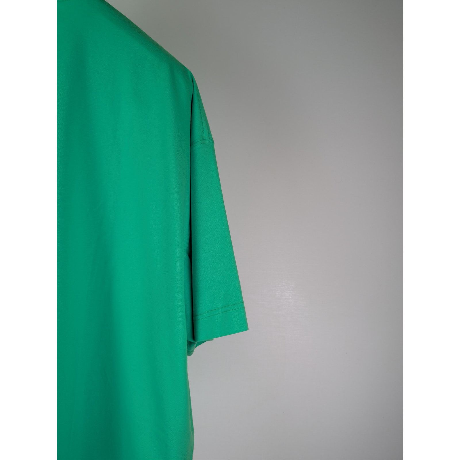 Vetements o1rshd1 Oval Logo Cropped Boxy T-Shirt in Green Size US L / EU 52-54 / 3 - 13 Thumbnail