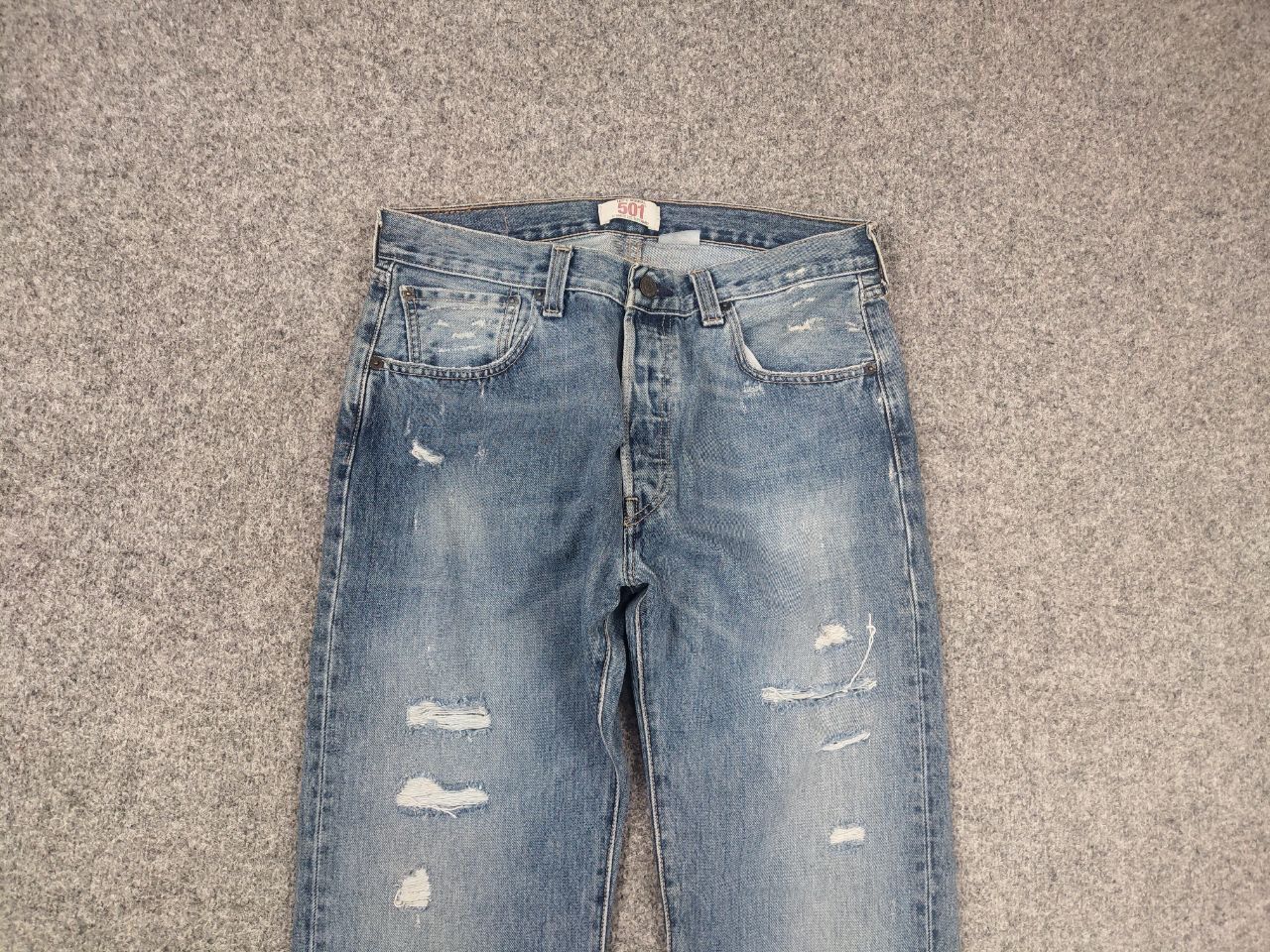 Levi's Vintage Levis 501 Straight Leg Distressed Faded Denim Jeans Size US 33 - 6 Thumbnail