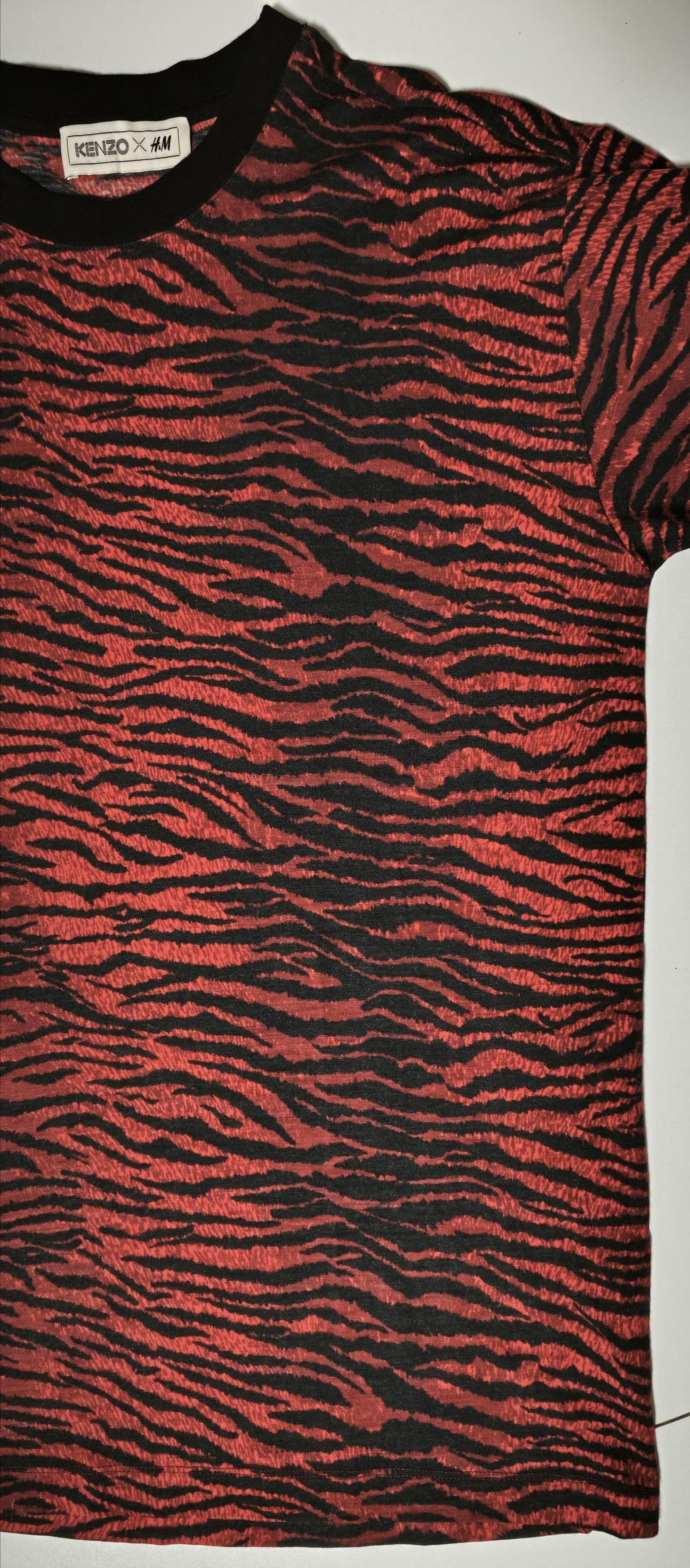 Kenzo Red wool T-shirt with tiger print Size US M / EU 48-50 / 2 - 8 Thumbnail