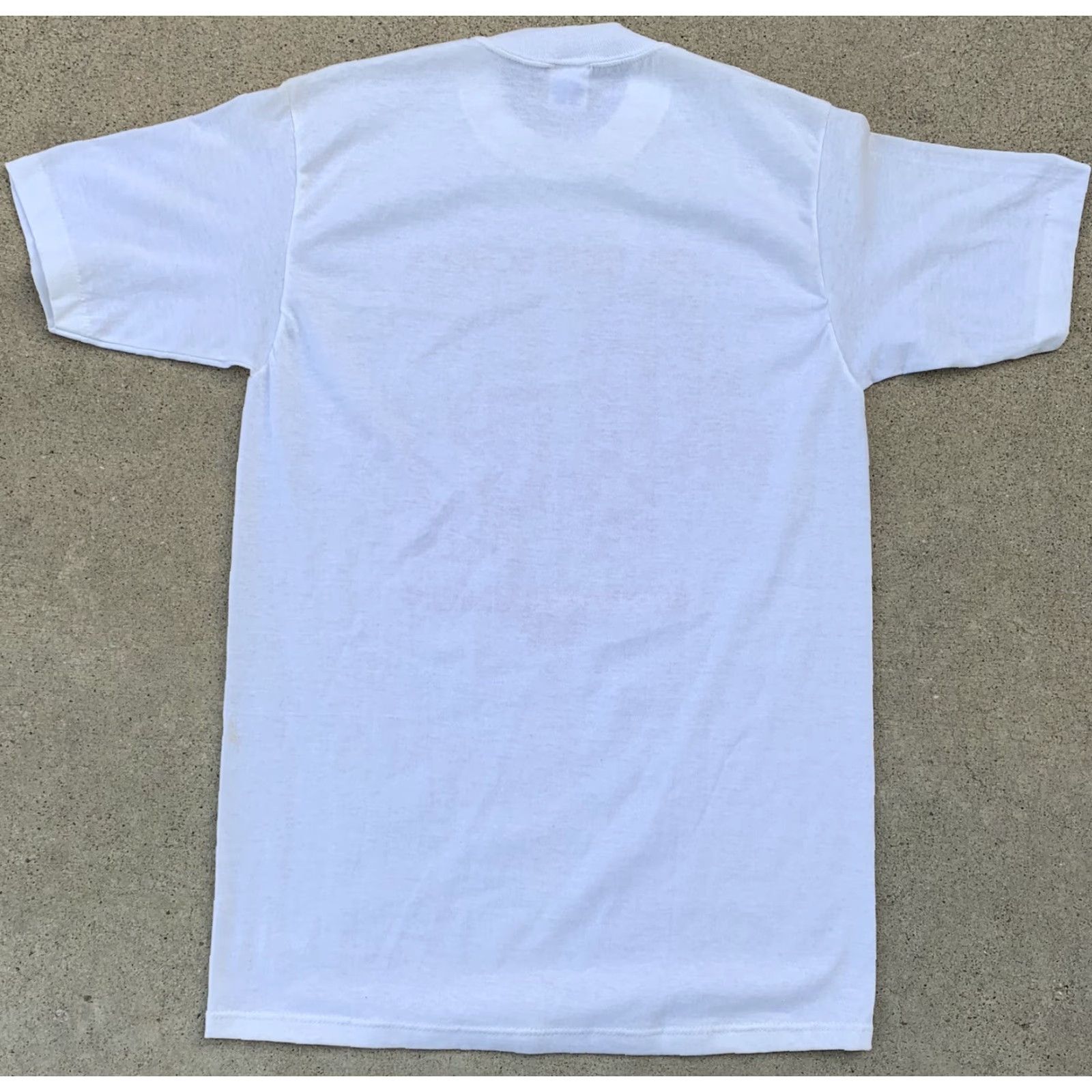 Jerzees VINTAGE Lodi High School 46 40 year reunion t-shirt 80s 1980s size M 38-40 Shirt Unisex Adults White 50% Polyester 50% Cotton Jerzees by Russell Size US M / EU 48-50 / 2 - 6 Thumbnail
