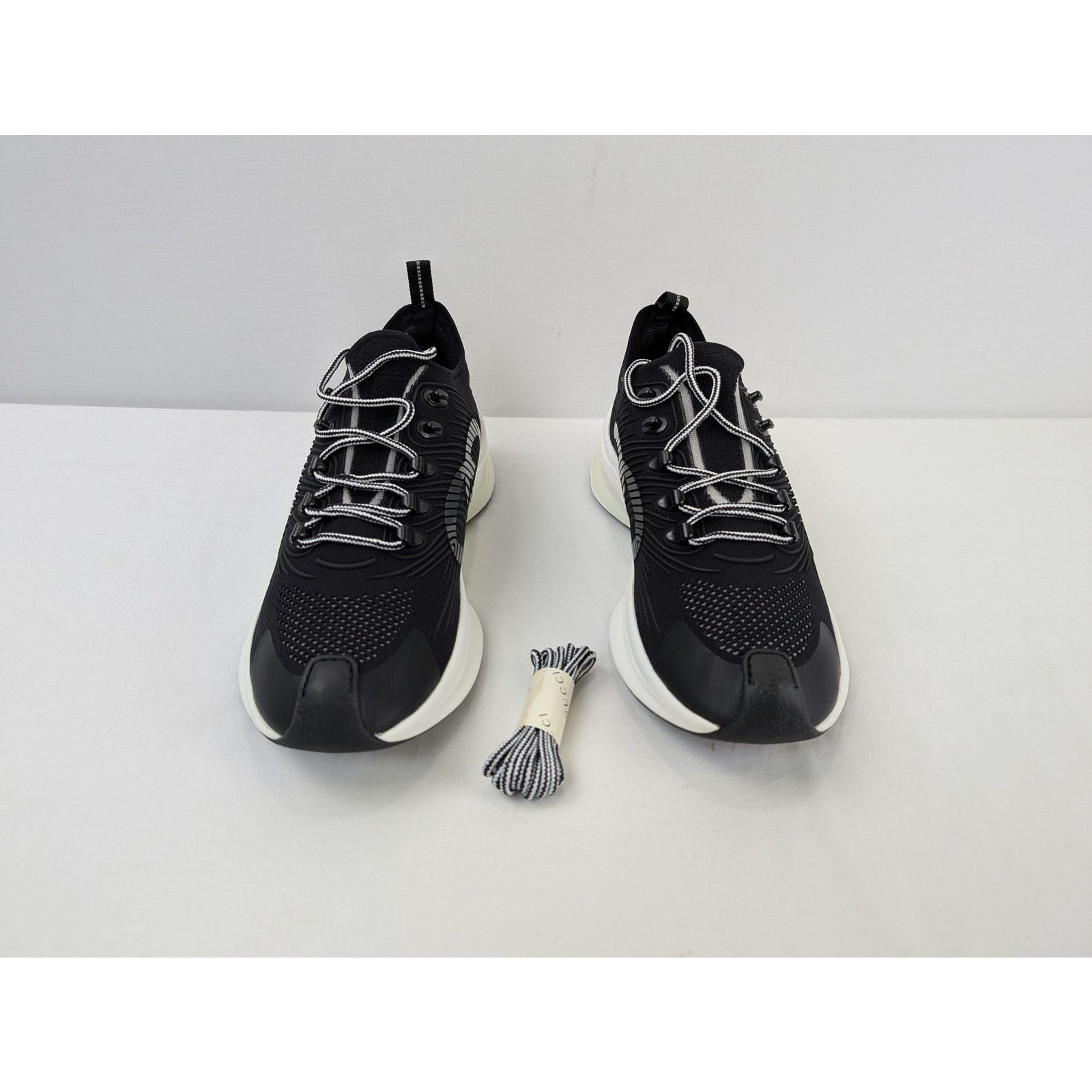 Gucci o1rshd1 Men's Run Sneakers in Black/White Size US 13 / EU 46 - 9 Thumbnail