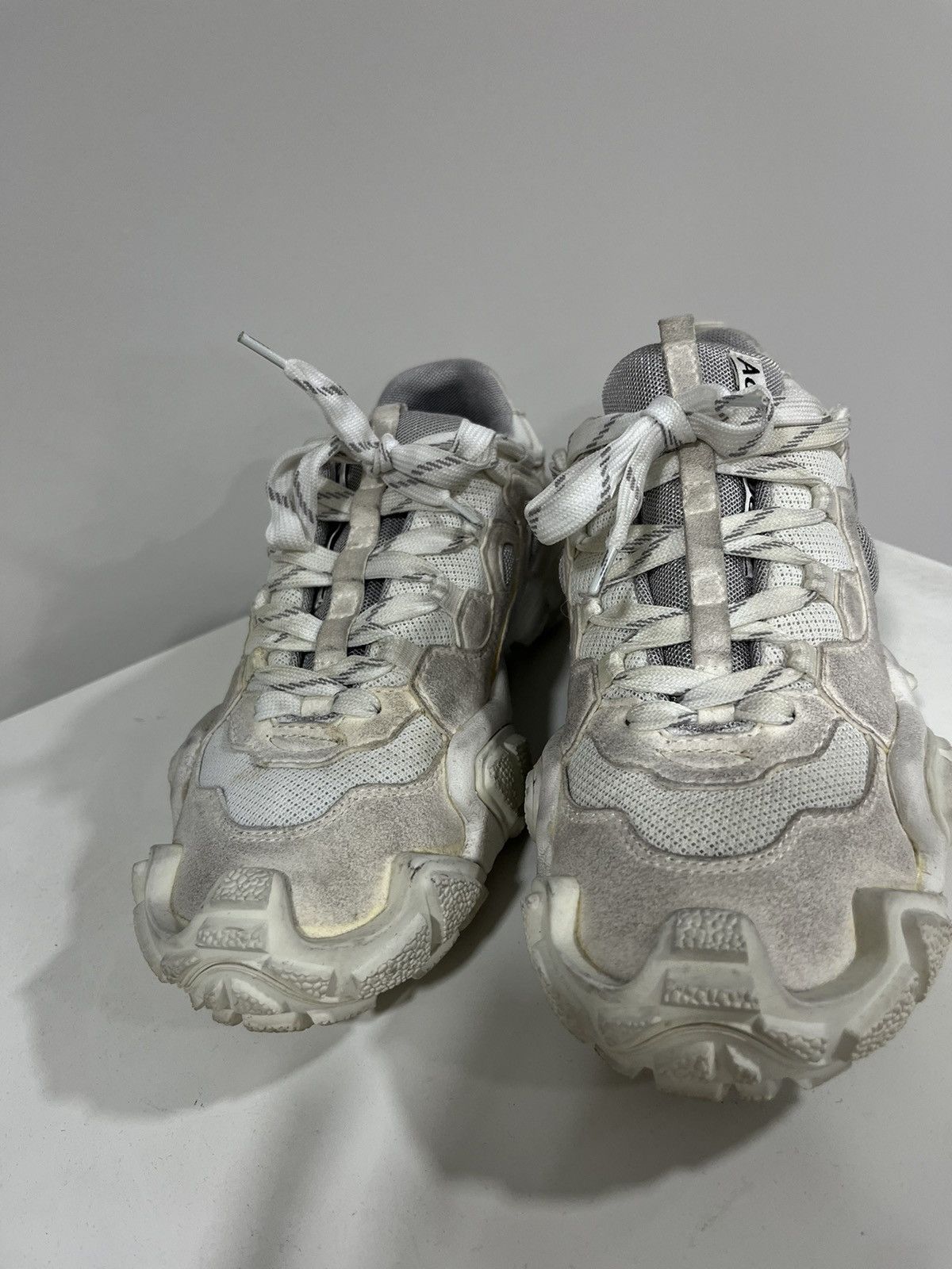 Acne Studios Boltzer M sneaker. Size 39 Size US 9 / IT 39 - 6 Thumbnail