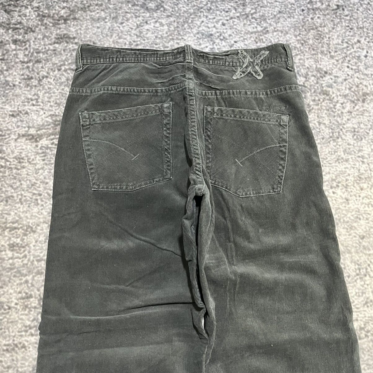 Billabong Vintage Y2K Billabong Corduroy Baggy Wide Leg Skater Jeans Size US 34 / EU 50 - 3 Thumbnail