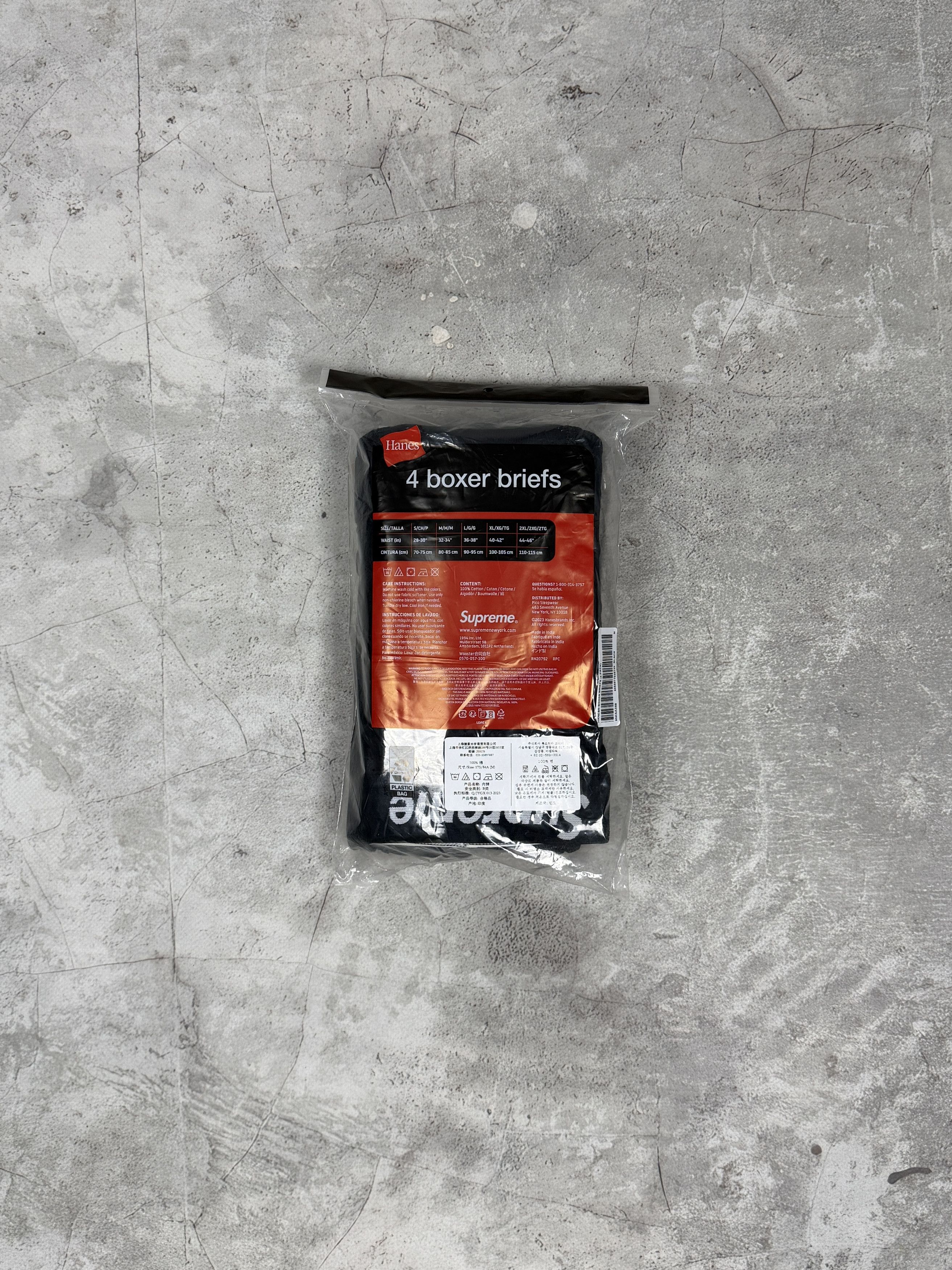 Supreme Supreme Hanes Boxer Briefs, Black, M Size 32 - 3 Thumbnail