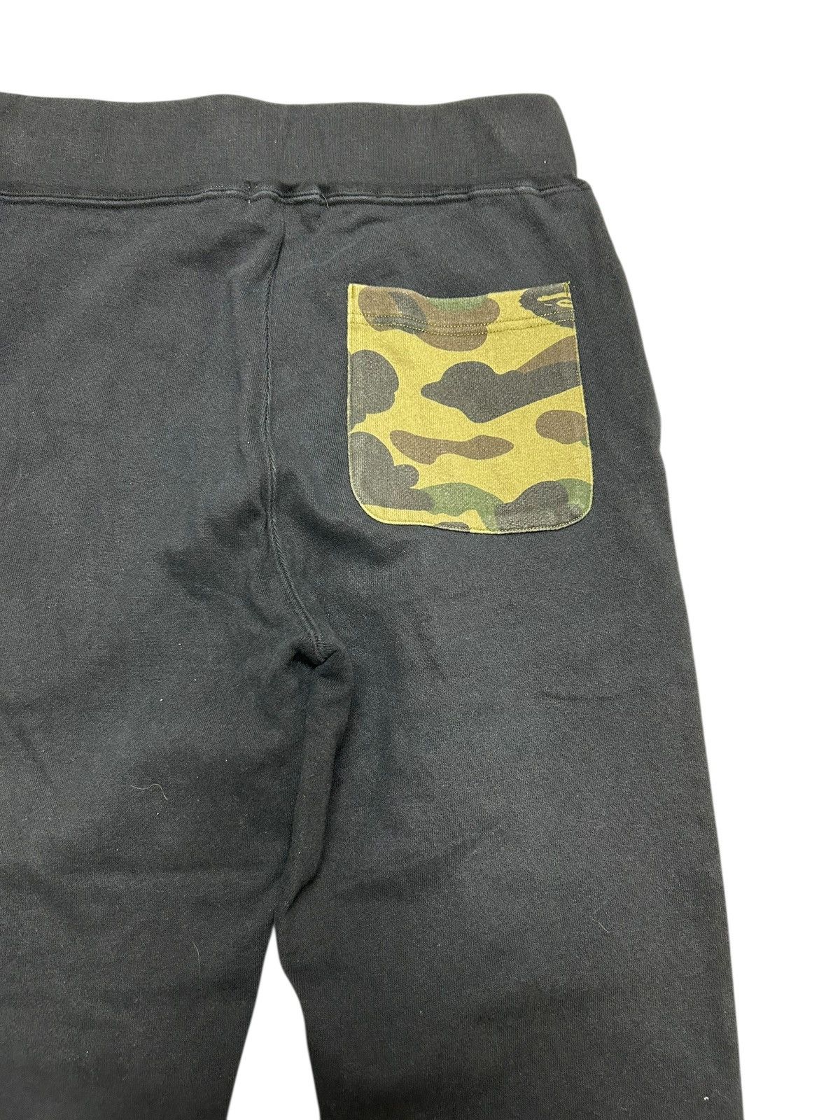 Bape Bape Shark Sweatpants - Size Small Size US 28 / EU 44 - 4 Thumbnail