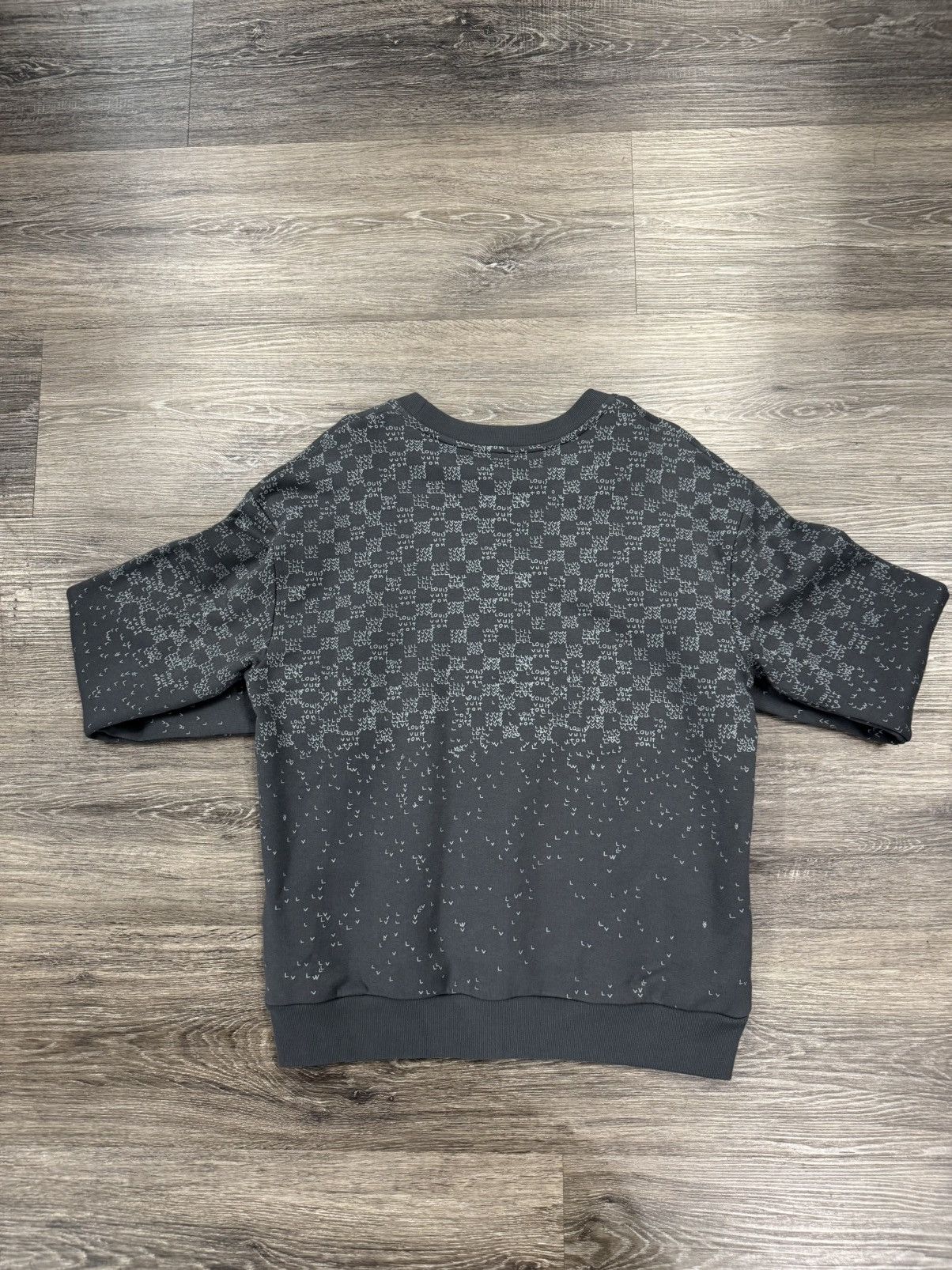 Louis Vuitton Louis Vuitton Damier Spread Printed Sweatshirt Size US XL / EU 56 / 4 - 2 Thumbnail