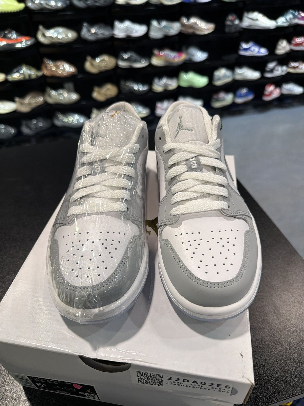 Jordan Brand Jordan 1 Low Wolf Grey Size-6.5W Brand New Size US 6.5 / EU 39-40 - 2 Thumbnail