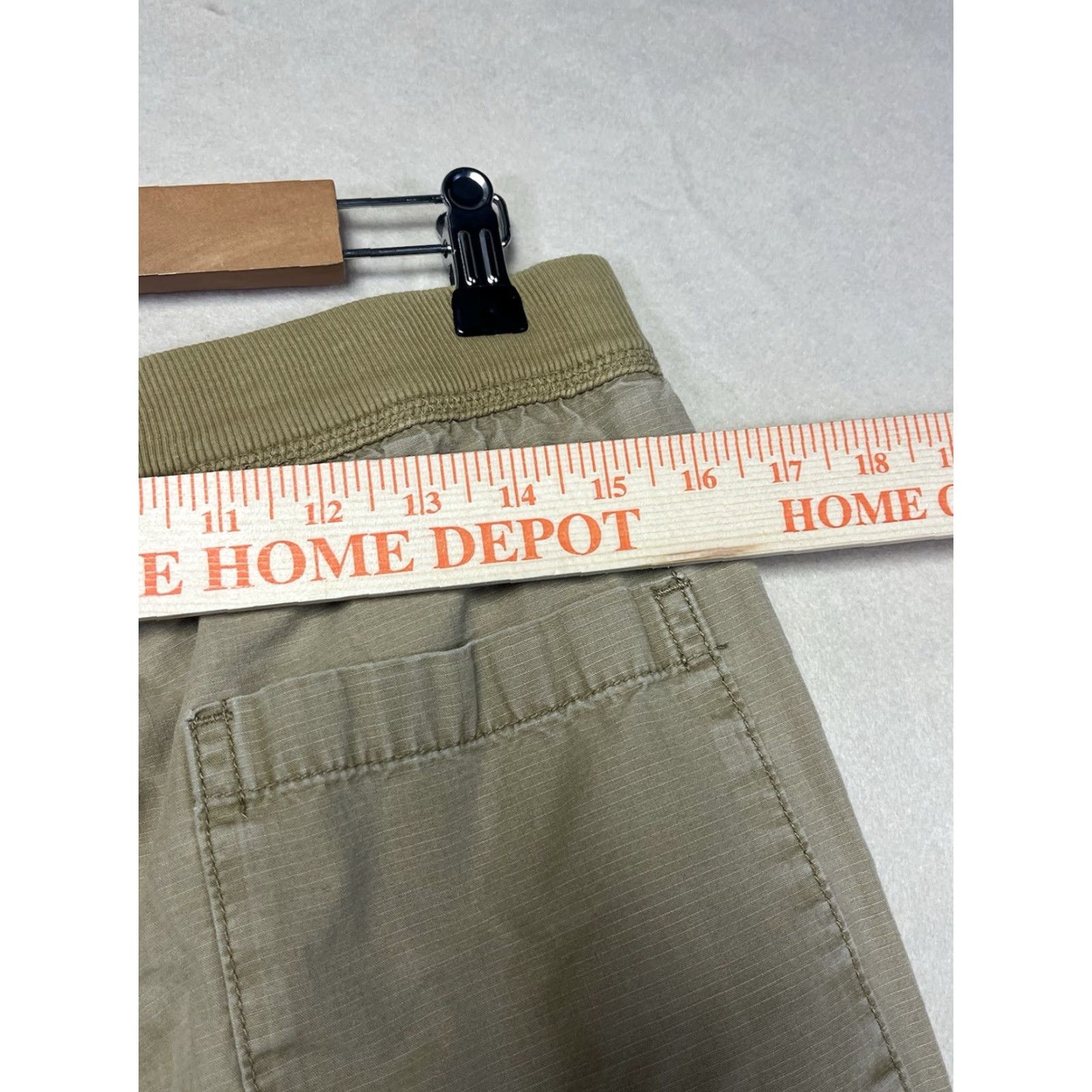 Gap GAP PantsCargo Mens 31/32 Beige Elastic Waist Straight Leg Cotton Cargo Pocket Gap 1969 Front Flat Front Regular Fit Mens Size US 31 - 3 Thumbnail