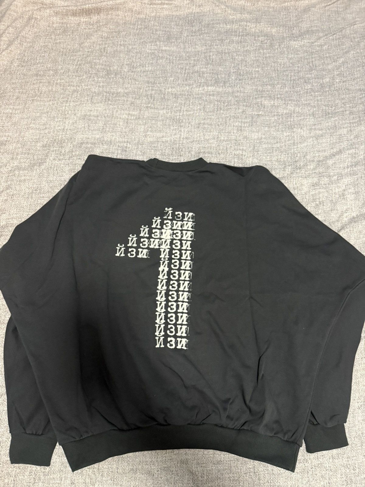 Yeezy yeezy SZNX ye Russian crewneck Shanghai china exclusive Sz2 Size US M / EU 48-50 / 2 - 3 Thumbnail