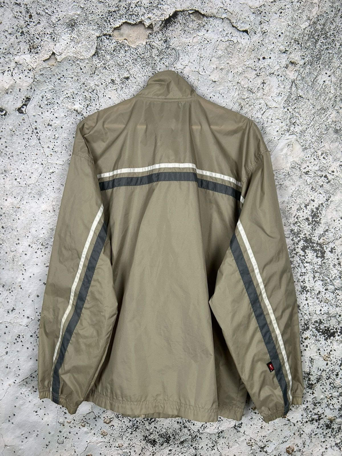 Nike Vintage Nike Y2K 00s Light Nylon Jacket Streetwear Sport Size US M / EU 48-50 / 2 - 4 Thumbnail