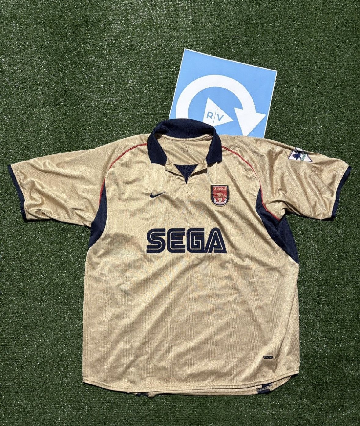 VINTAGE VERY RARE NIKE ARSENAL FC SEGA GOLD JERSEY KIT