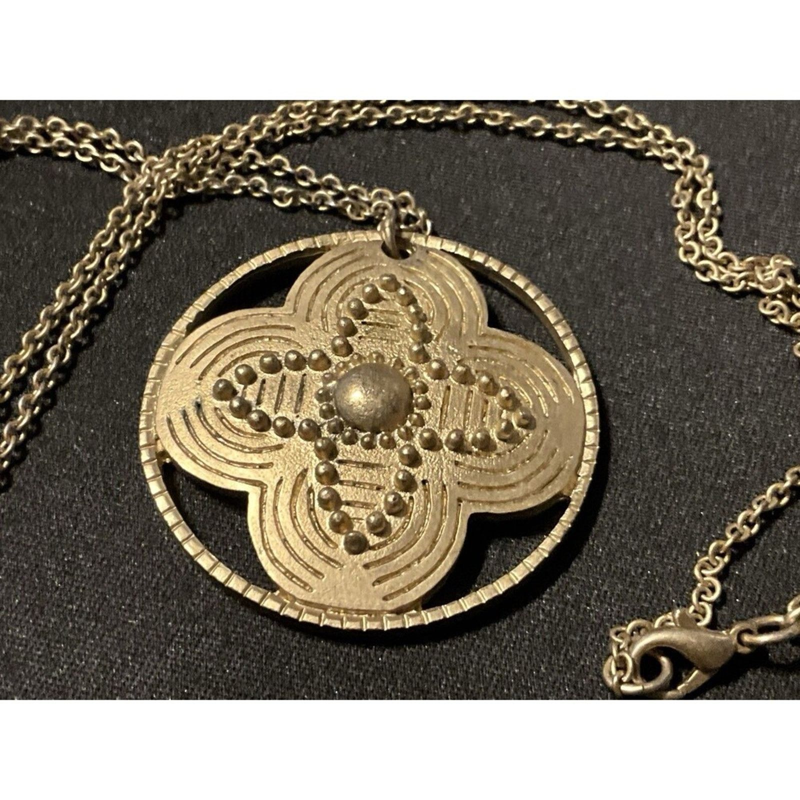 American Eagle Outfitters American Eagle 28in Chain Gold Tone Flower Necklace Size ONE SIZE - 3 Thumbnail