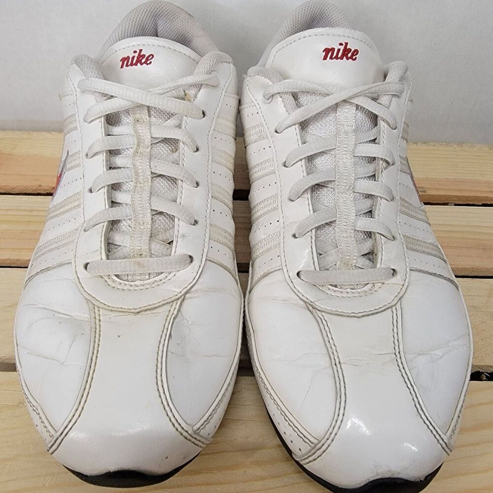 Nike Nike Non-Marking Sideline Athletic Shoes Red Swoosh - Size 8 Size US 8 / IT 38 - 4 Thumbnail