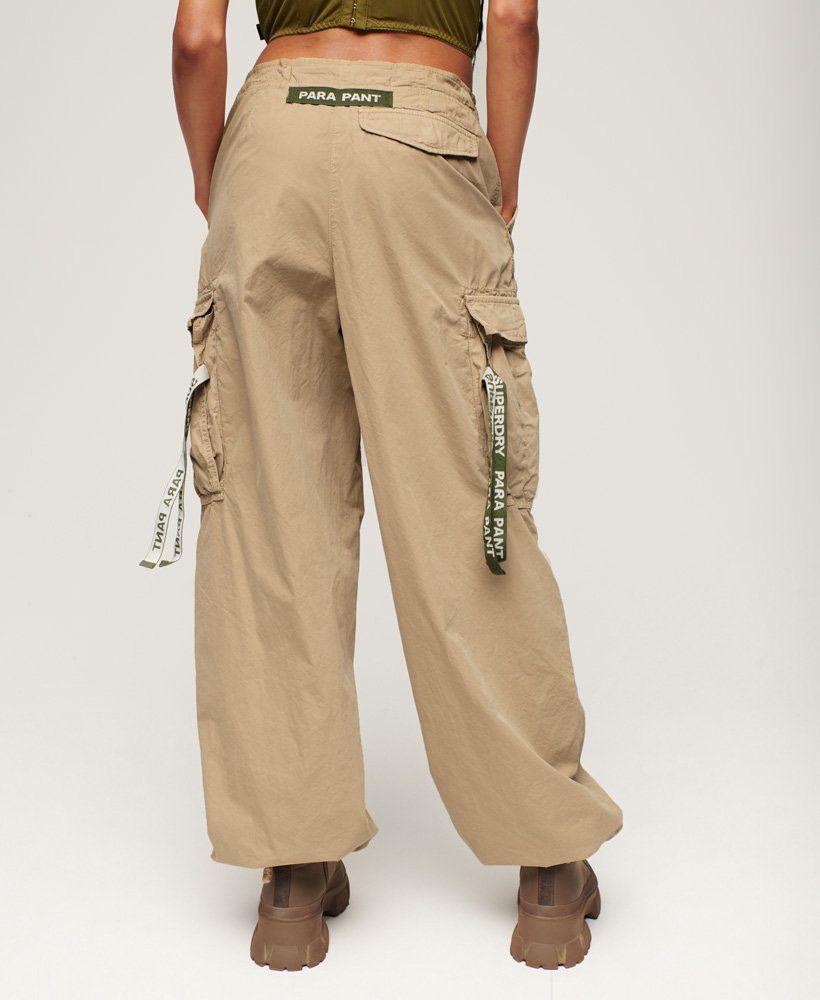 Superdry New Vintage SuperDry Baggy Parachute Cargo Pants Beige Size 28" / US 6 / IT 42 - 2 Thumbnail