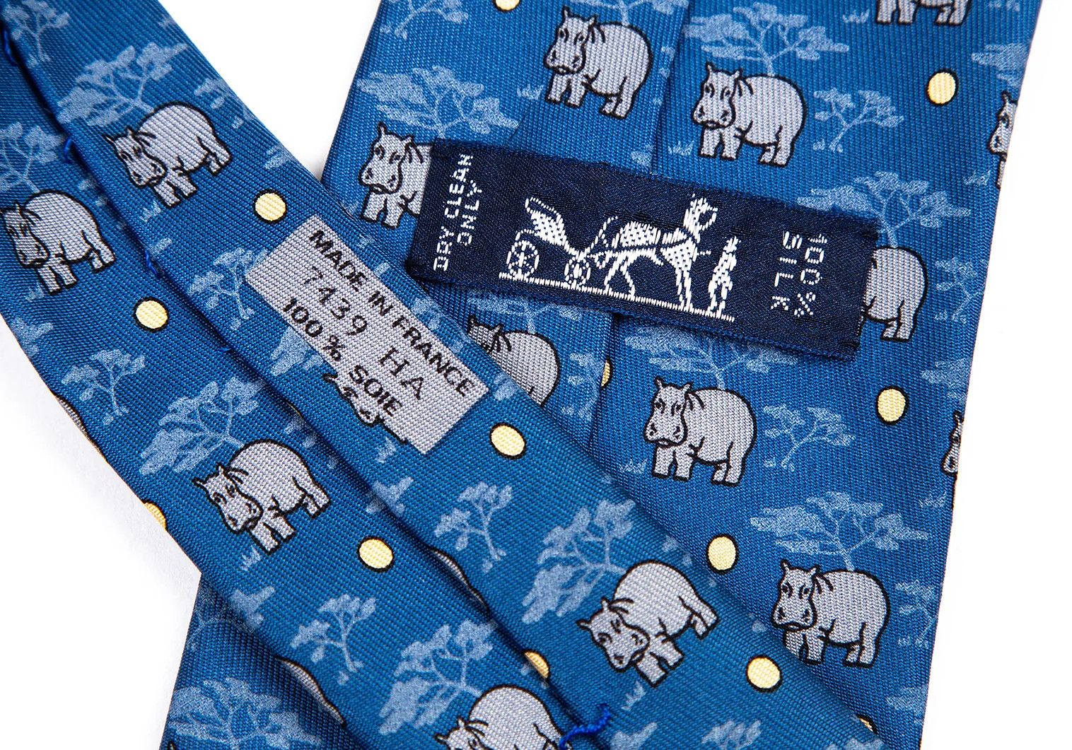 Hermes Silk Safari Print Tie in Blue Size ONE SIZE - 9 Thumbnail