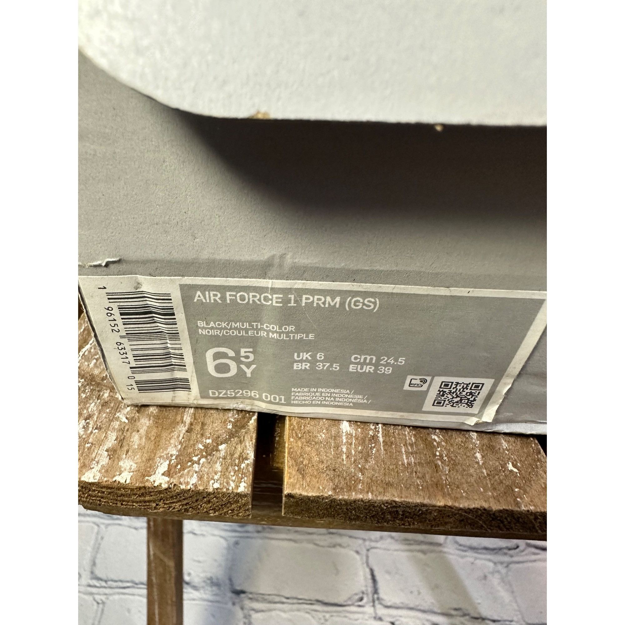 Nike Nike Air Force 1 PRM (GS) Size US 6.5 / IT 36.5 - 9 Thumbnail