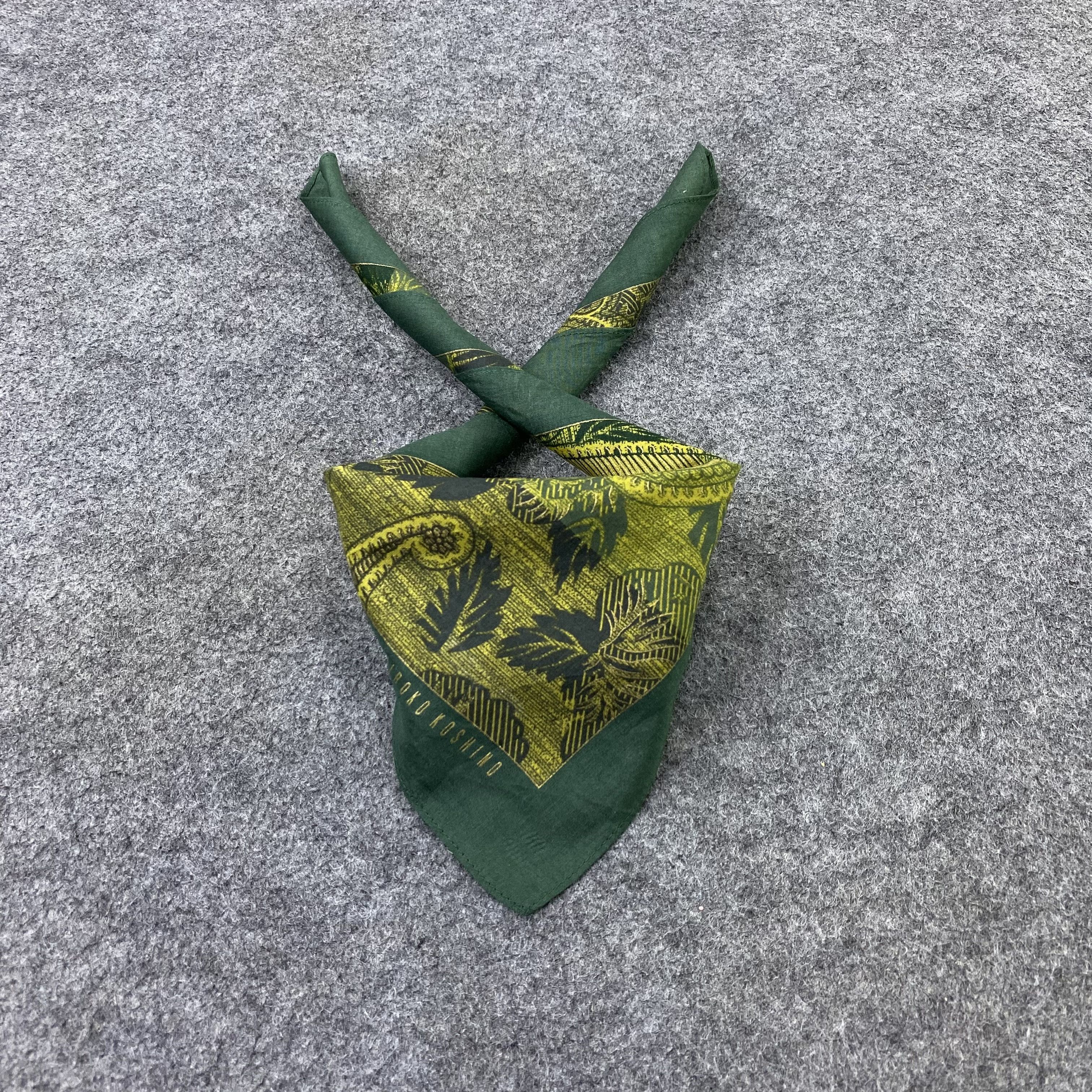 Japanese Brand Hiroko Koshino Handkerchief / Bandana / Neckerchief-B2308 Size ONE SIZE - 2 Thumbnail