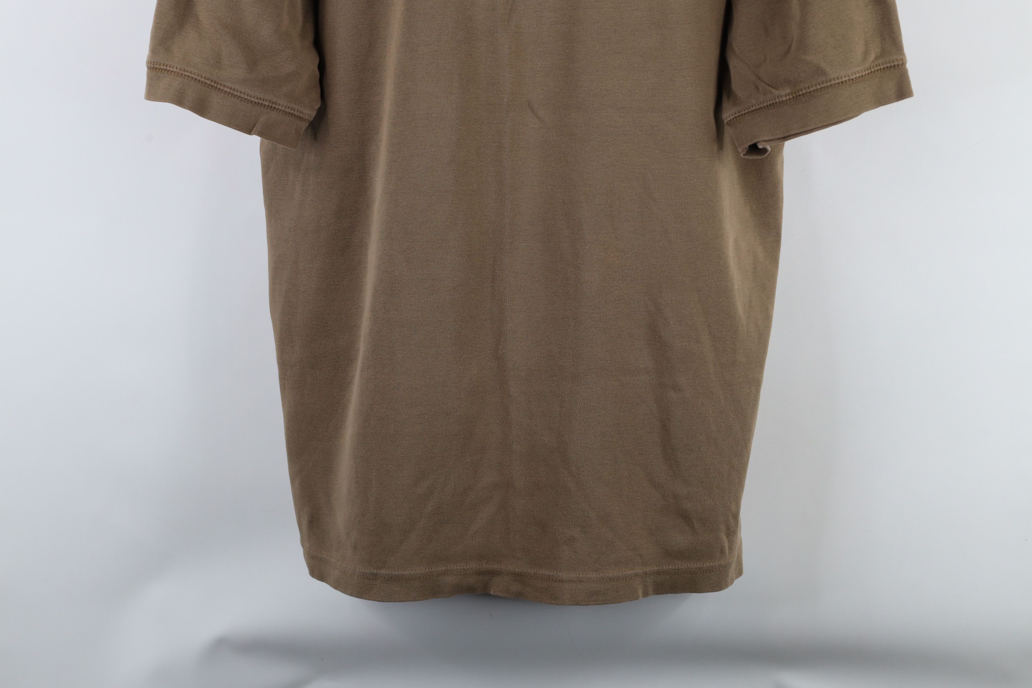 Vintage Vintage 90s Streetwear Ribbed Knit Henley T-Shirt Drab Brown Size US M / EU 48-50 / 2 - 3 Thumbnail