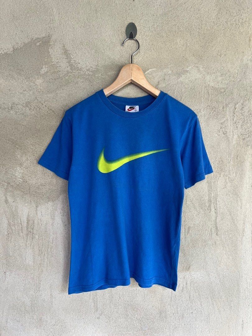 Nike Nike Swoosh Tshirt Size US XS / EU 42 / 0 - 2 Thumbnail