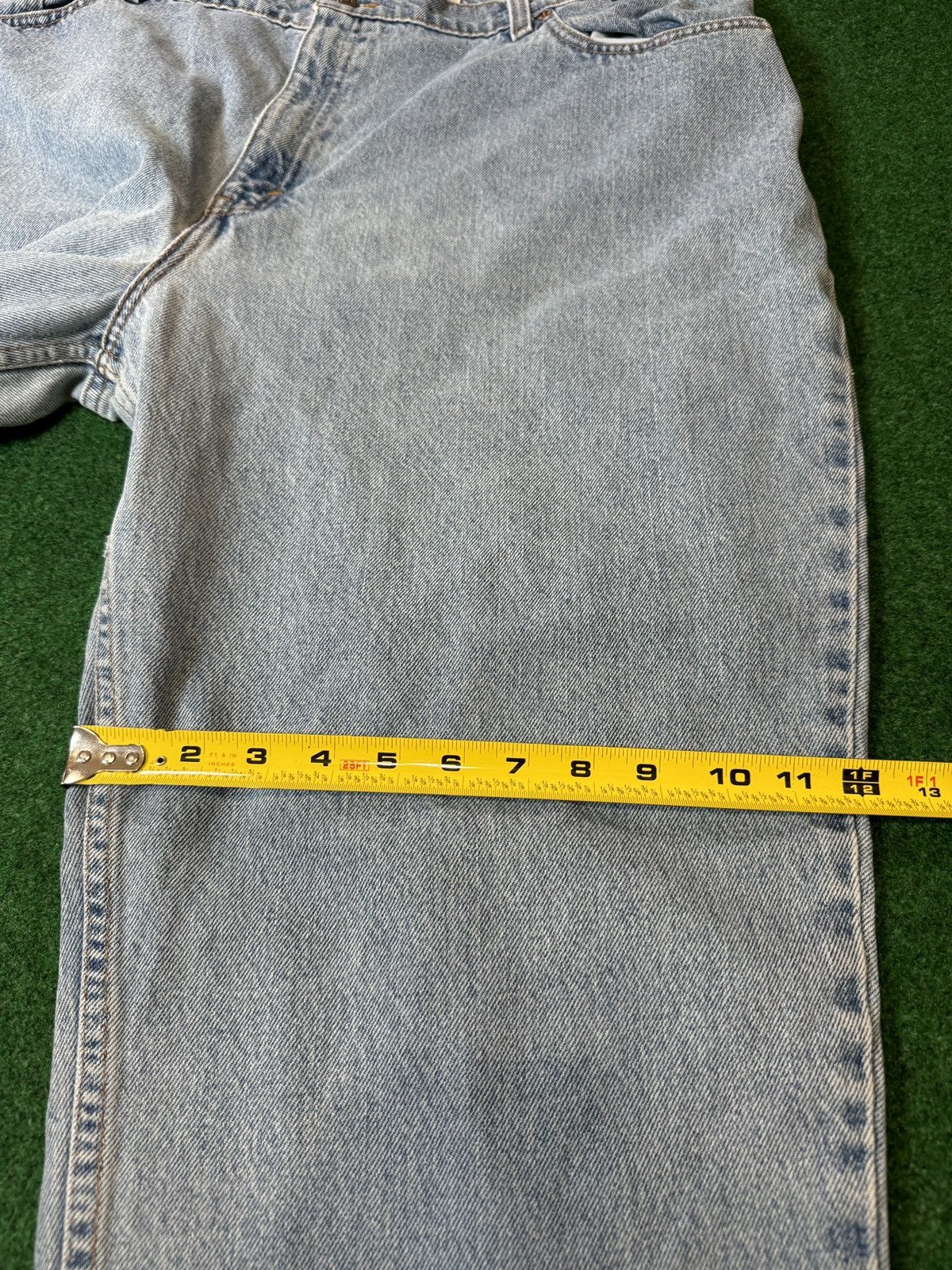 Levi's Vintage Clothing Vintage 90s Levi’s 550 Relaxed Taper Light Wash Jeans Size 42" / US 20 - 9 Thumbnail