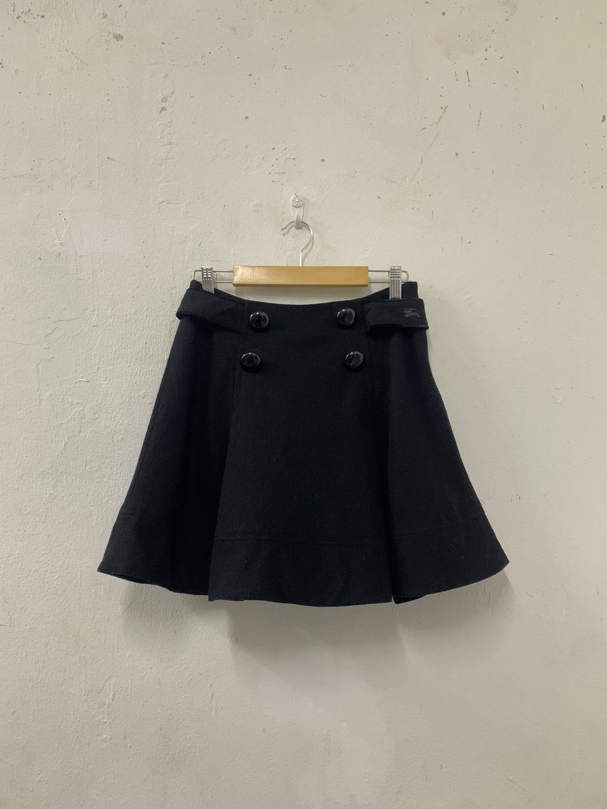 Burberry Burberry Mini Skirts Size 28" / US 6 / IT 42 - 1 Thumbnail
