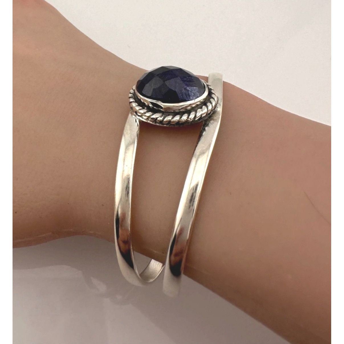 Other 12 Carat Cabochon Sapphire Cuff / Bangle Bracelet Size ONE SIZE - 4 Thumbnail